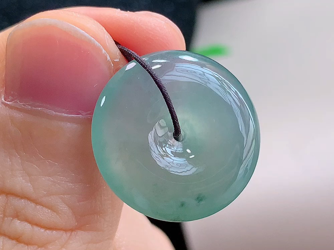 ️ 平安扣，无裂，尺寸20.2-5.5mm，包A附证书