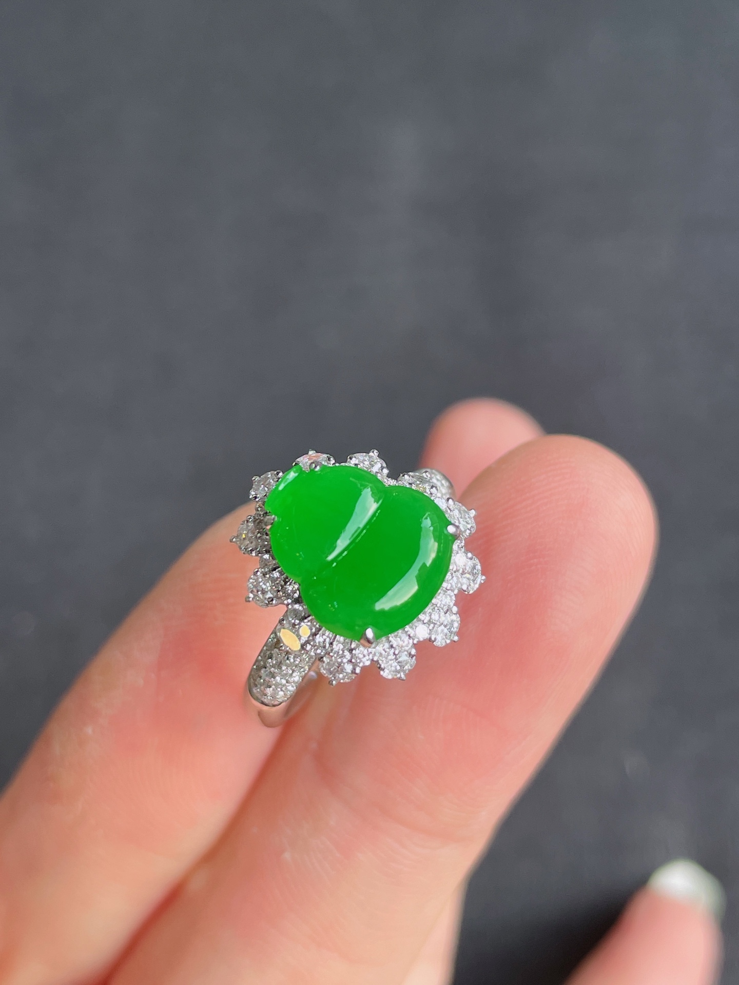 ️高冰绿葫芦戒指 晶莹剔透，新颖时尚，珠光宝气，10.5-9-3