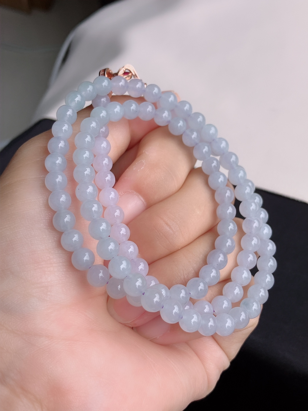 ️，底色项链，晶莹剔透，尺寸5.8/3圈半，自然光实拍