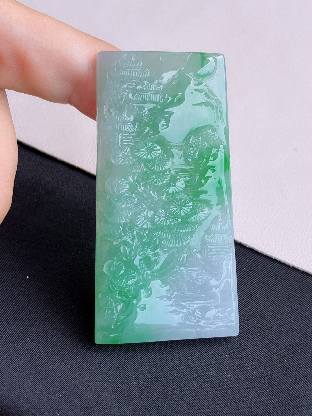️，冰种飘花山水牌，意境美，尺寸63/31.6/5.6/自然光实拍