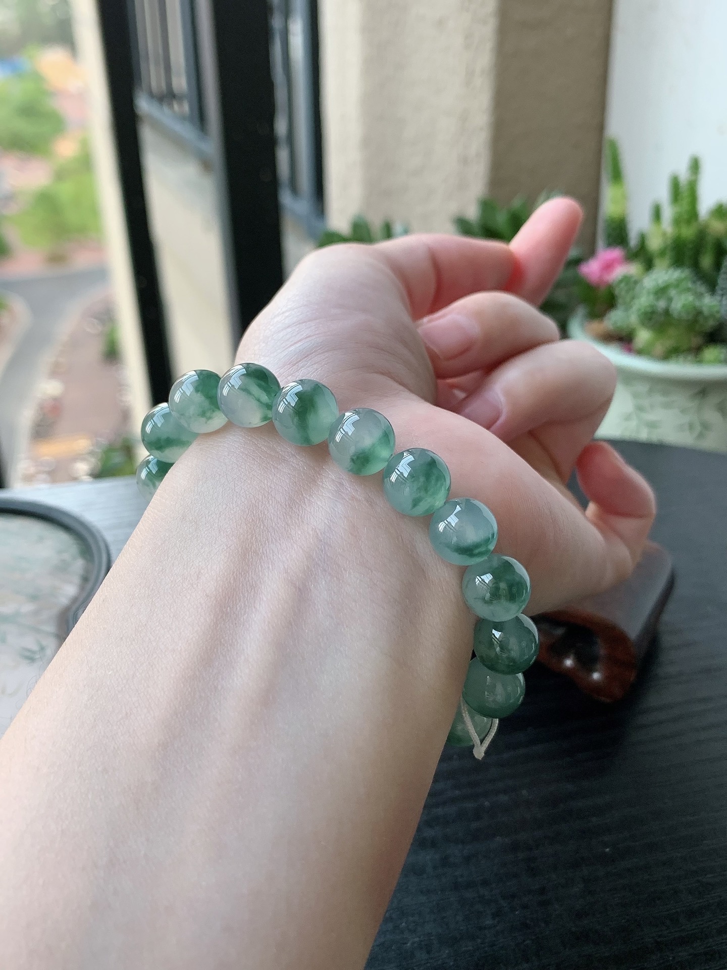 老坑冰种胶感冰种飘蓝花圆珠手串 裸石尺寸:10mm
