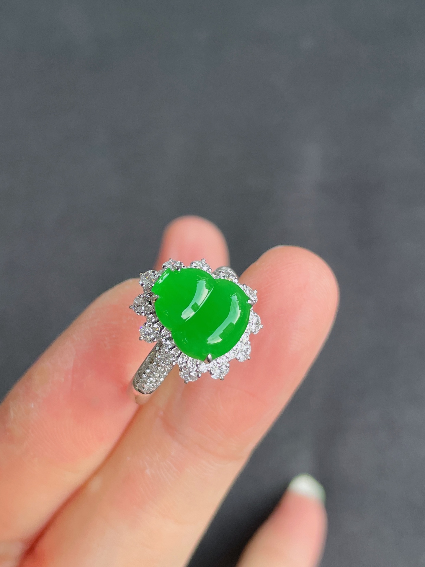️高冰绿葫芦戒指 晶莹剔透，新颖时尚，珠光宝气，10.5-9-3