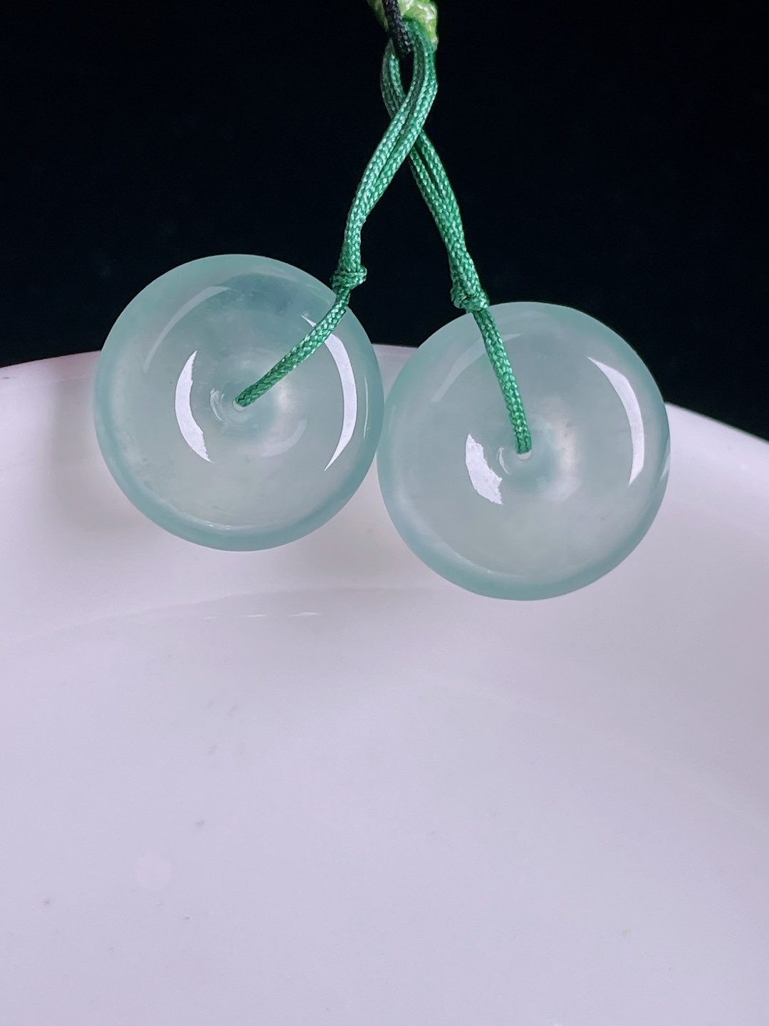 ️冰种耳坠，老种起光，细底通透，尺寸：13/3.8mm0917