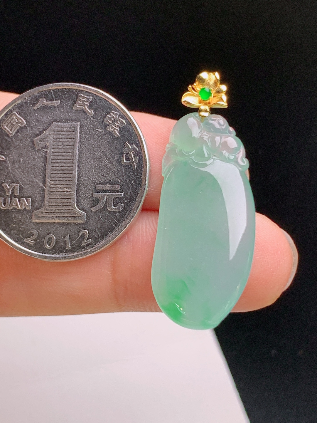 ️ 冰种绿福瓜吊坠，水润清透，俏色灵动，多福多寿 裸石28.8-13.3-4.5 整体35.8 530914