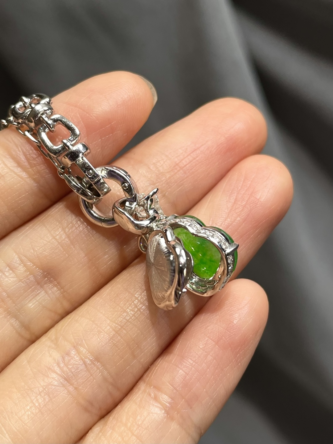 ️玻璃种黄阳绿葫芦吊坠 裸石：12.5*10.5*4.5mm 整体：20*10.5*8mm