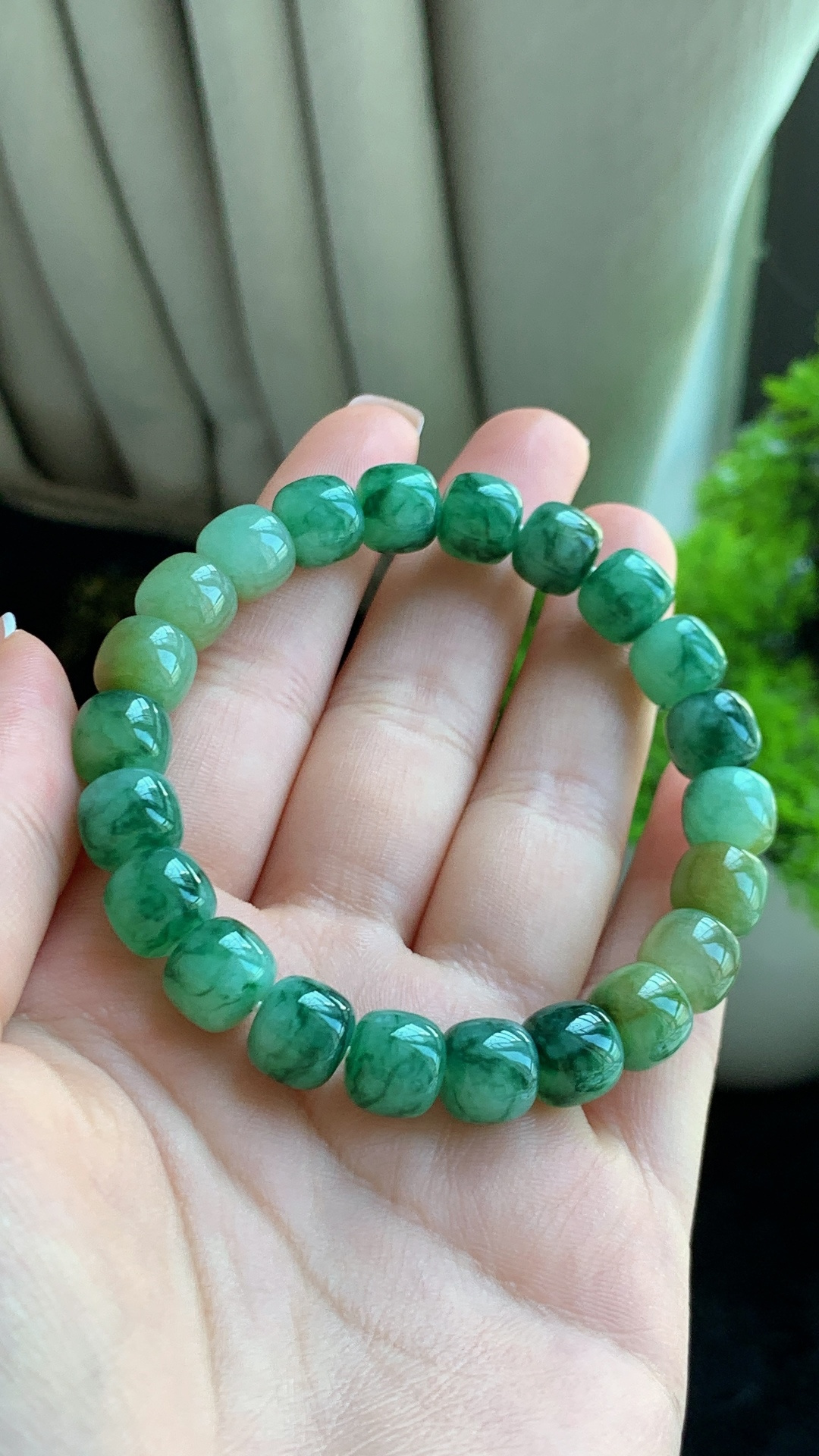 ️天然翡翠，冰种飘花细腻手链 尺寸9 jm917