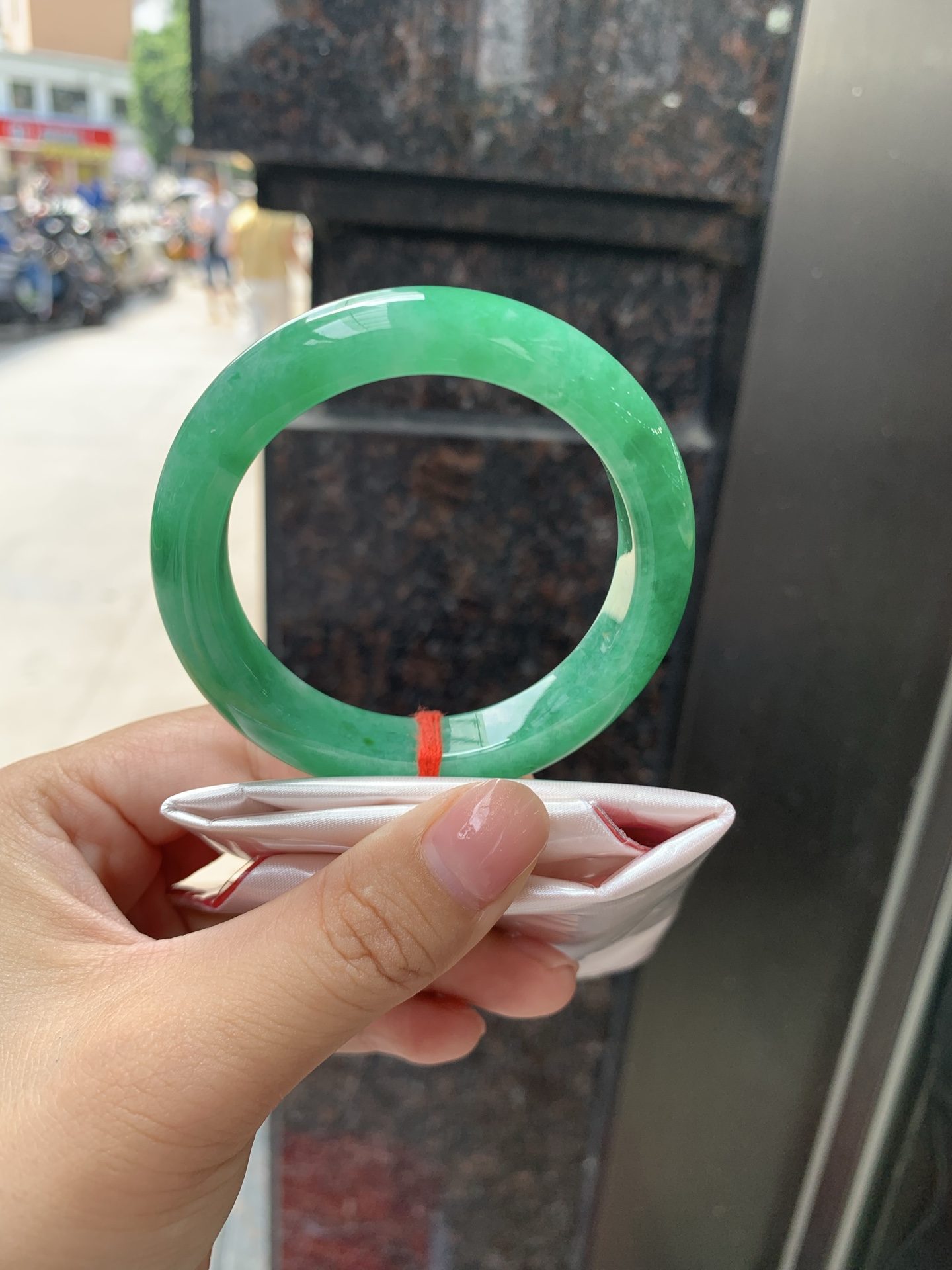 满绿正圈 53.5-11.9-9 0918-N1602 有裂微扣