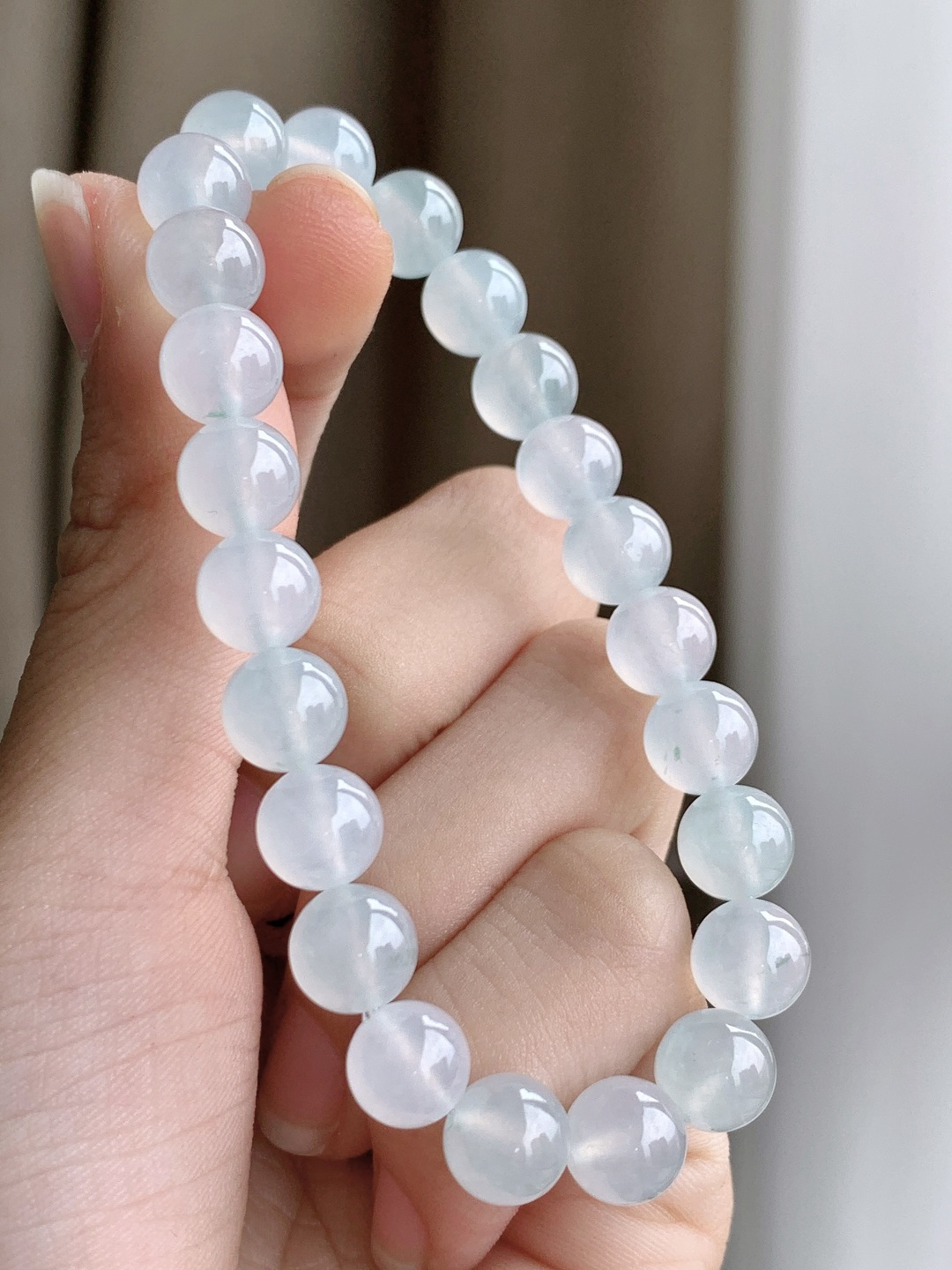 【珠子】白冰手串圆珠子手串 【说明】缅甸 性比高 白月光 【尺寸】8mm 【重量】20.8克