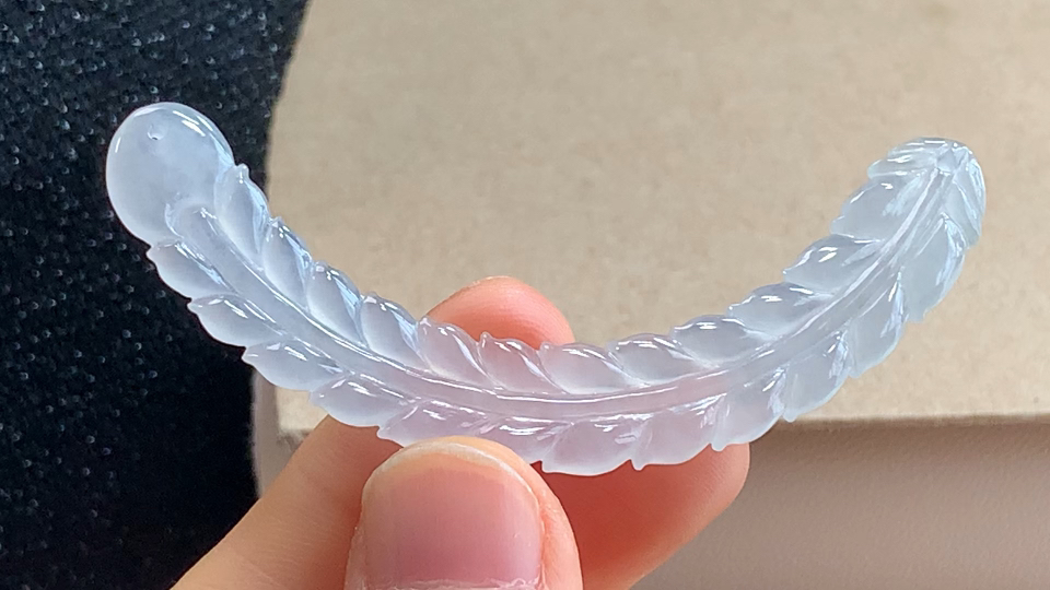 ️ 羽毛锁骨链，尺寸67.7-10.3-2.8mm，包A附证书