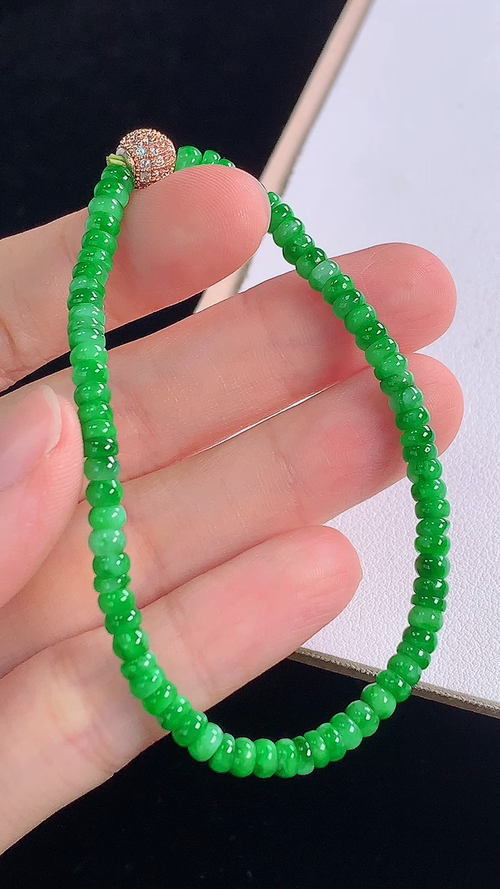 ️阳绿手链， 尺寸:3.8-2.1mm 14