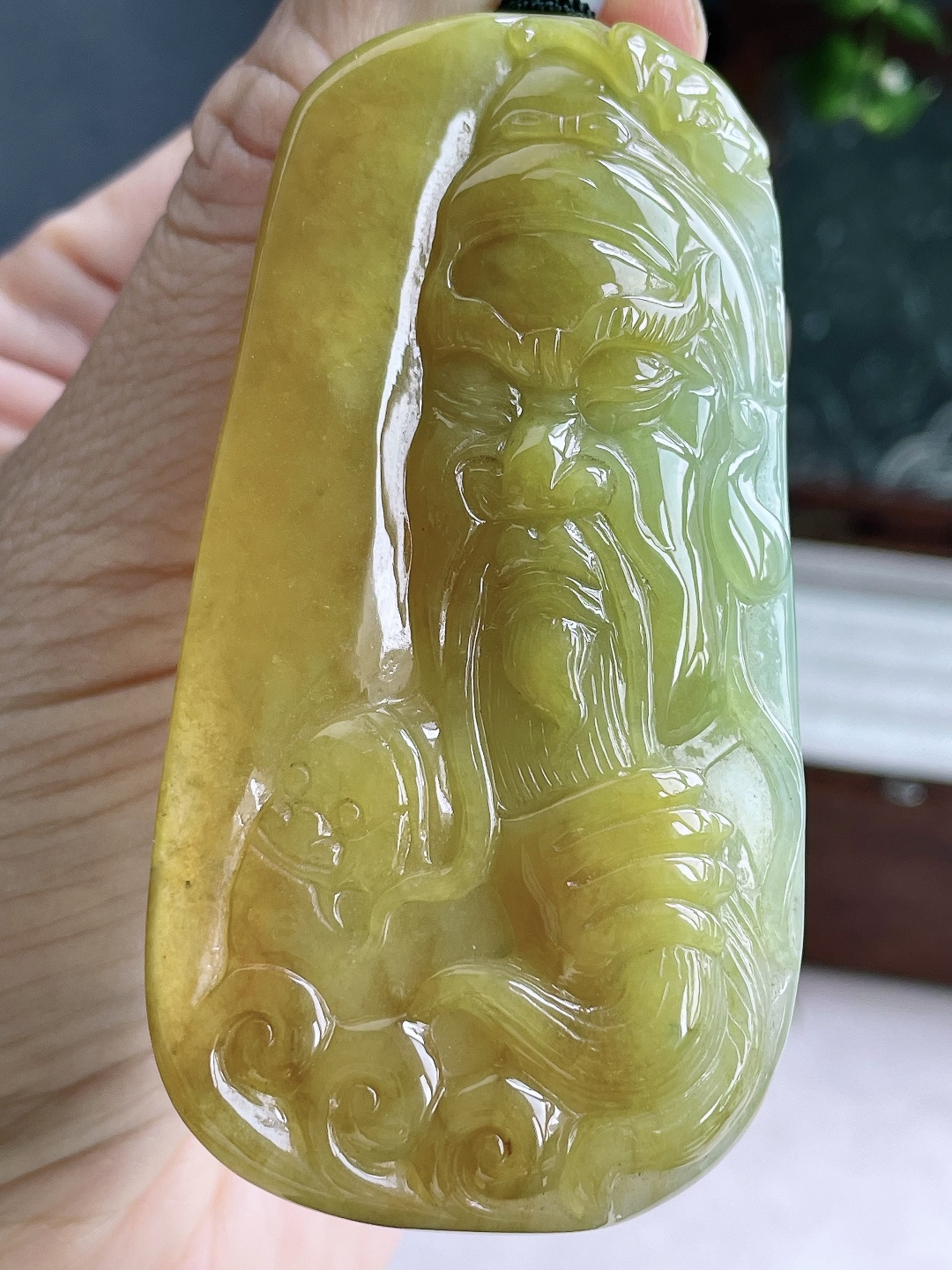 【裸石】冰黄翡忠义关公武财神爷吊坠 【说明】缅甸 无裂 性比高 关二爷 超厚 【尺寸】76.7-3