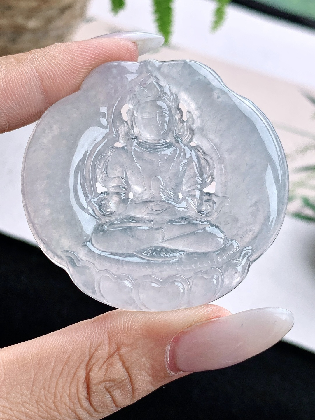 【裸石】️冰白冰观音牌度母观音牌吊坠 【说明】缅甸 性比高 厚装 【尺寸】53-53.5-6.6 【重量】36克