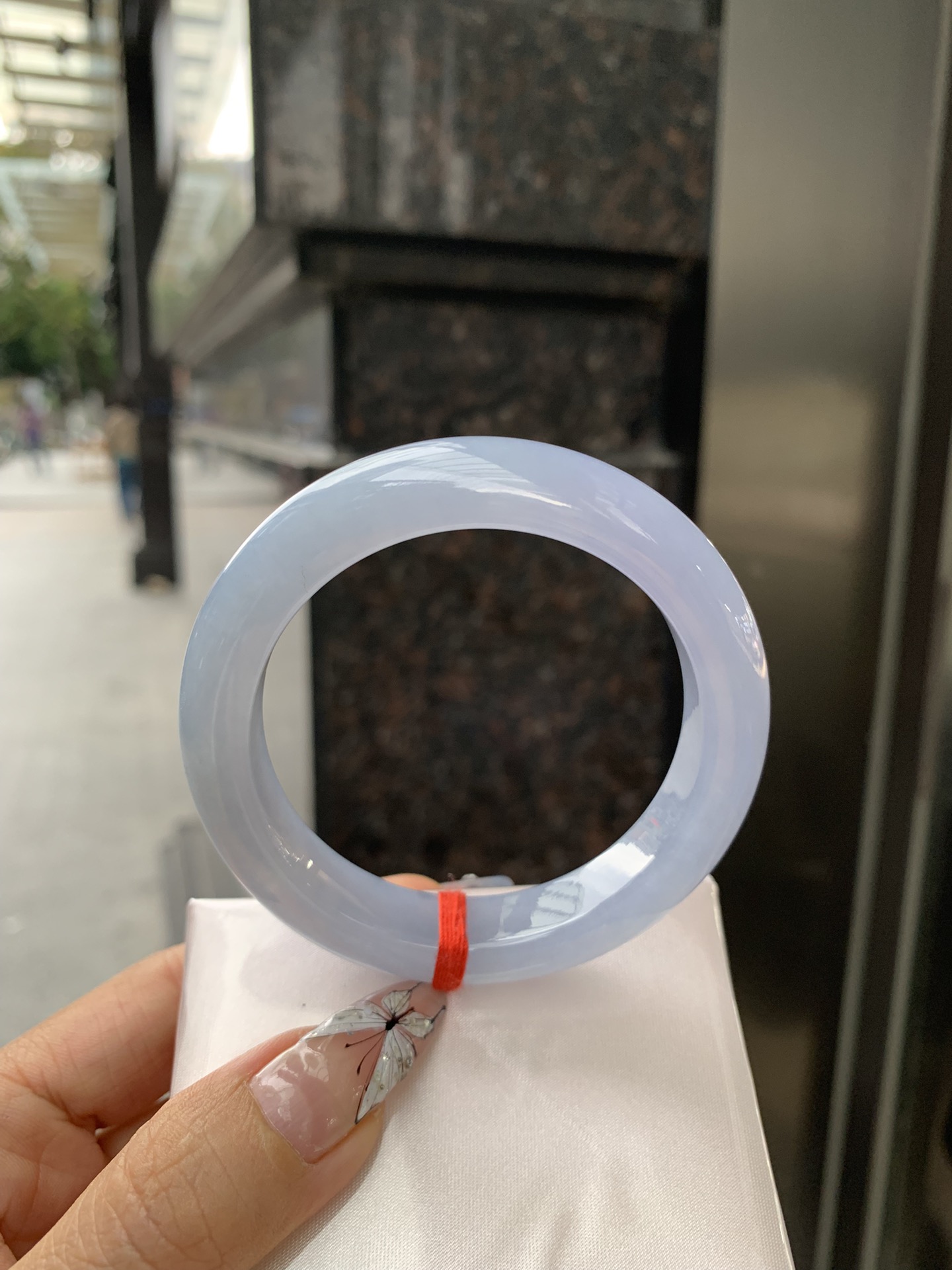正圈 55-9.2-11.8 0404-N357 打灯棉线，底妆水润，满圈吸睛抢眼，浪漫迷人，仙气飘飘，优雅高贵显气质，感满满，满满底色均匀不失色，不同光线不一样视觉感受