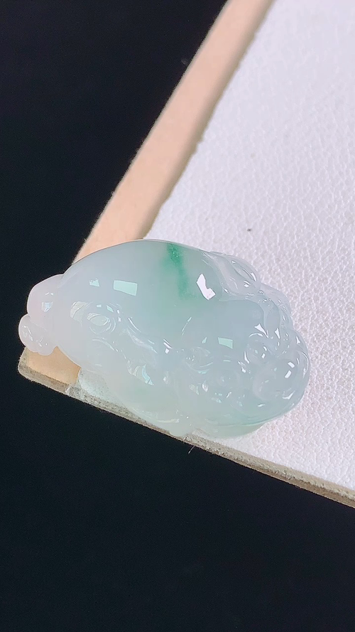 ️冰飘花三脚蟾，无裂，尺寸:26.5-17.3-9.3mm 14