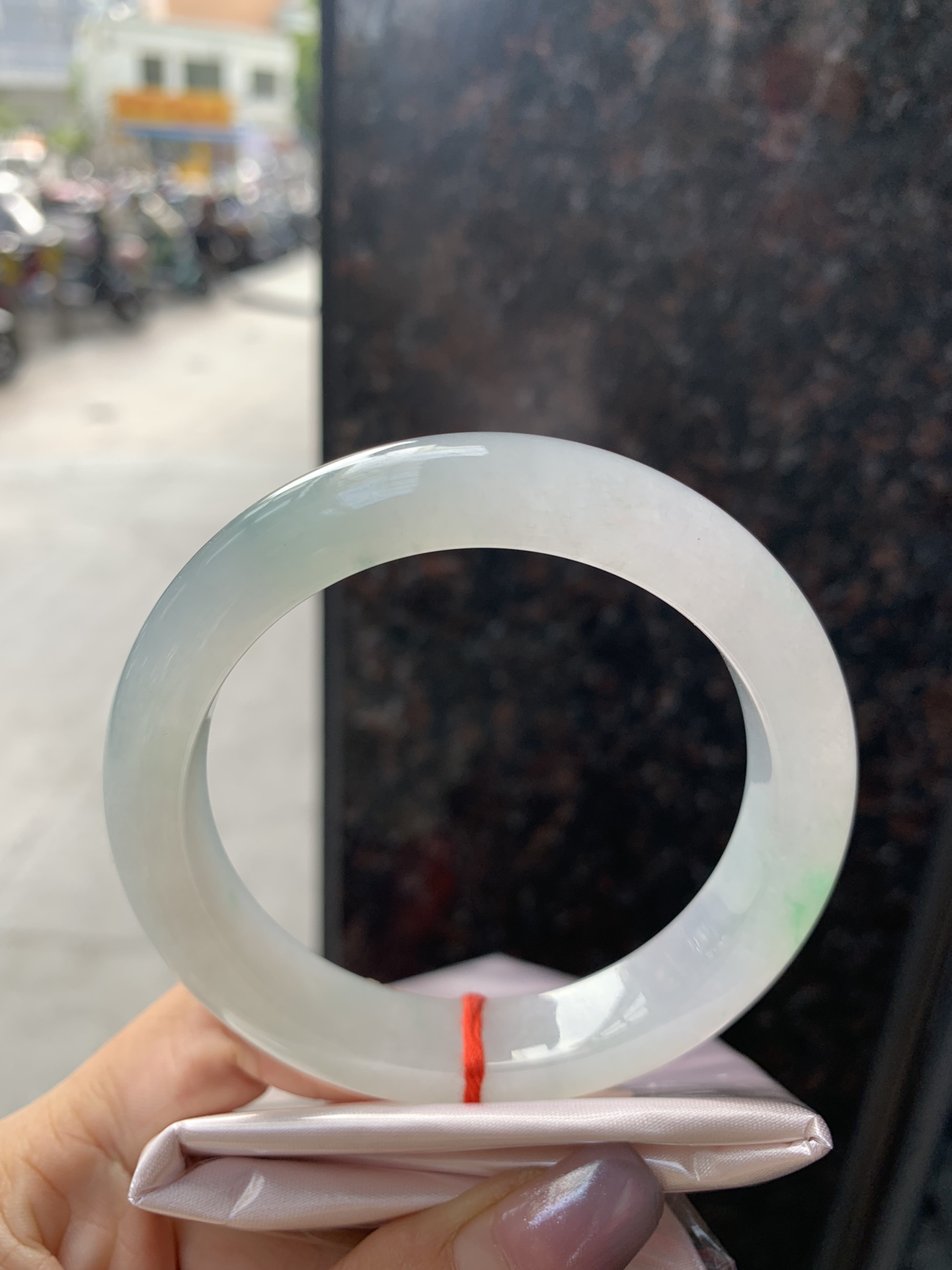 正圈 58.7-9.3-12.6 1212-015-104 打灯棉线，不影响，底妆冰润，一抹绿花清爽秀气