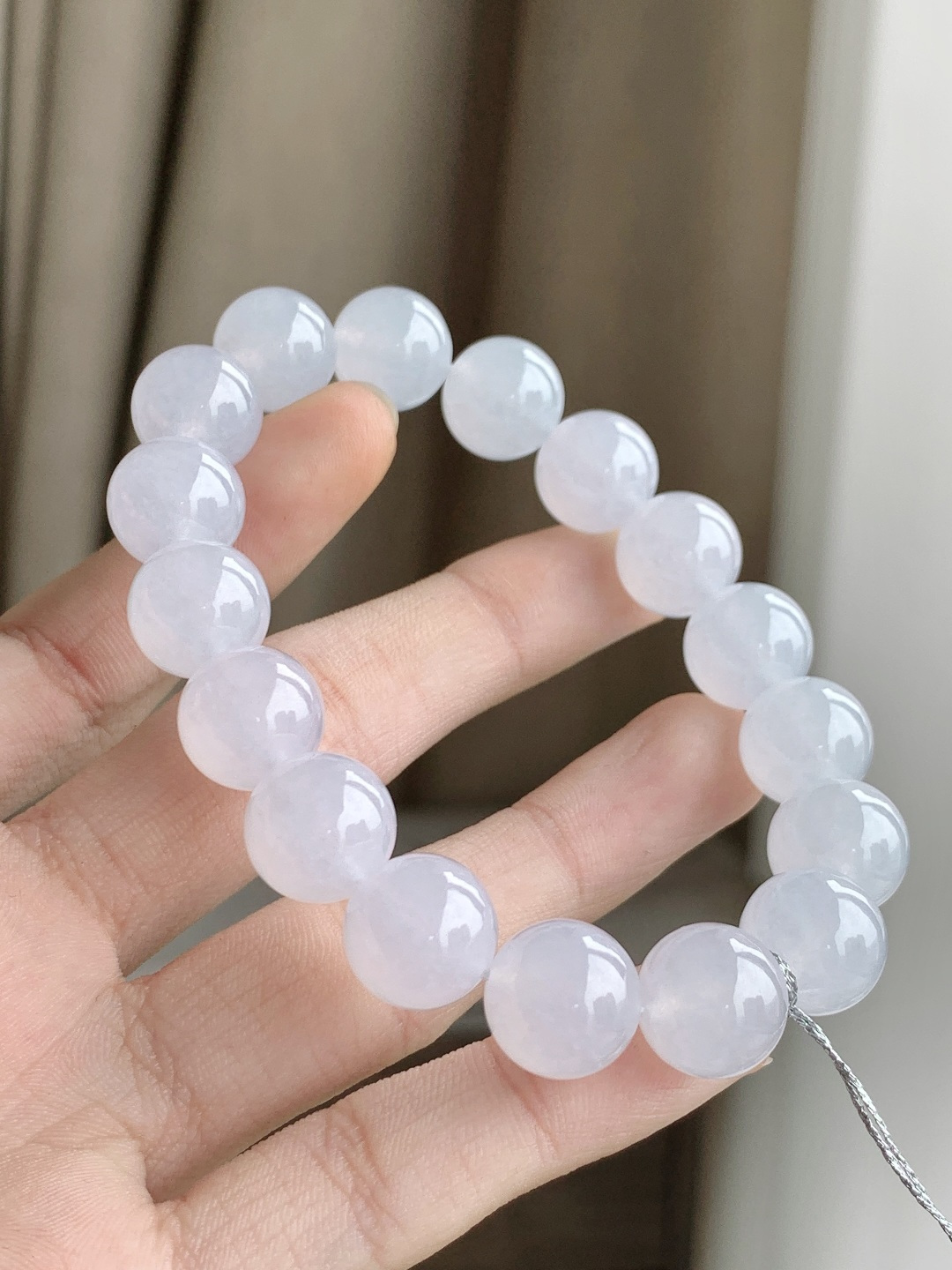【珠子】白冰手串圆珠子手串 【说明】缅甸 性比高 【尺寸】11.8mm 【重量】49.3克