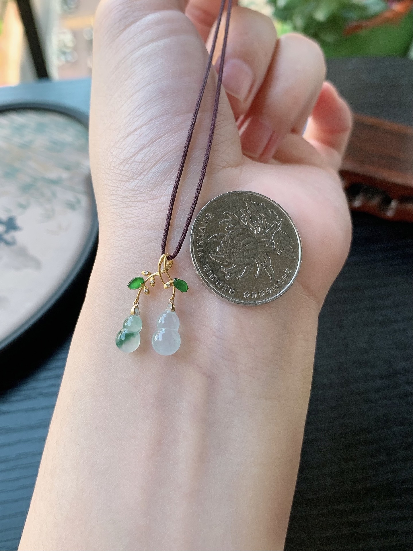 18k金镶嵌老坑冰种胶感飘花立体葫芦吊坠 裸石尺寸:10.3-5.8-5.8mm