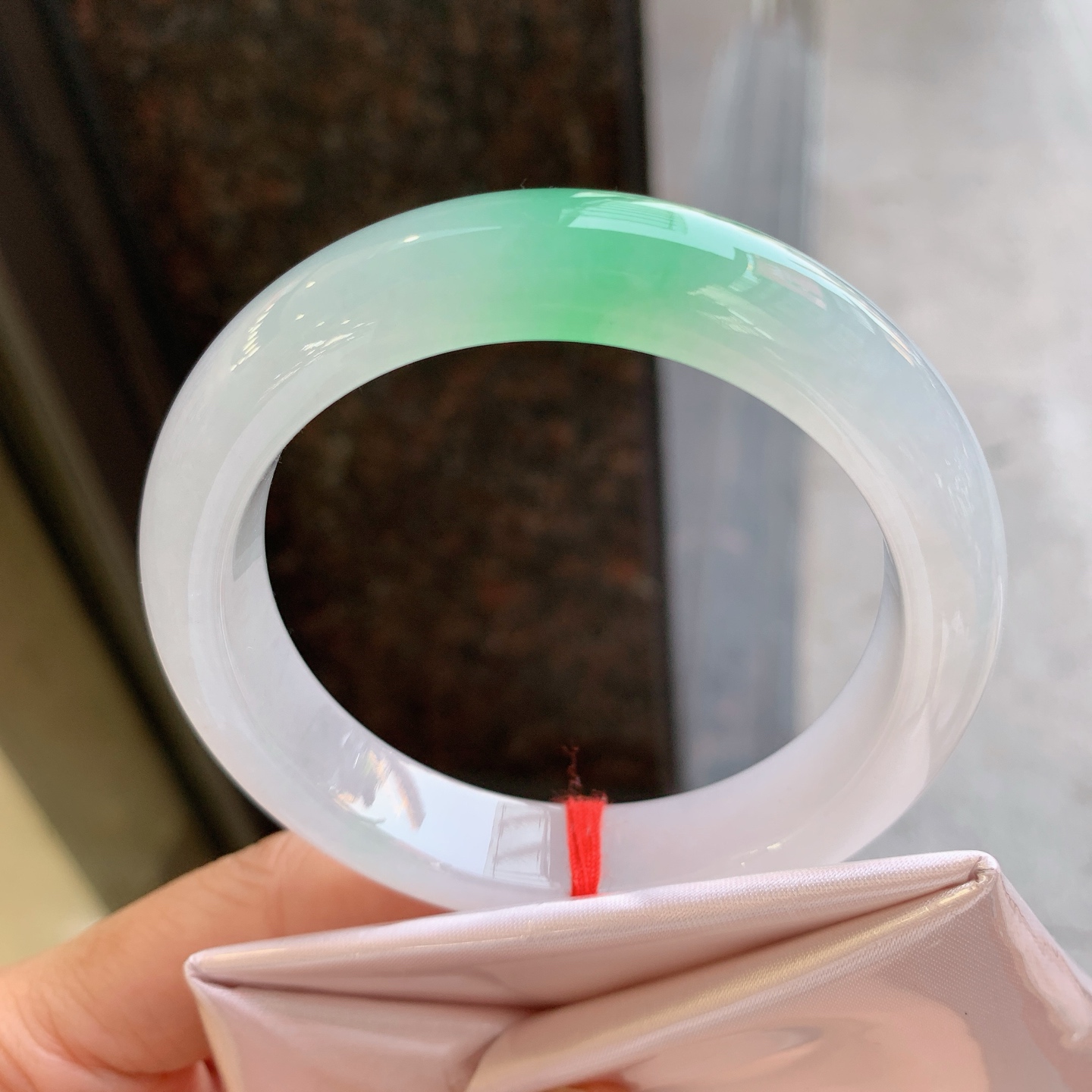 正圈冰飘绿 微纹 尺寸：56/12.3/9.2 色清爽