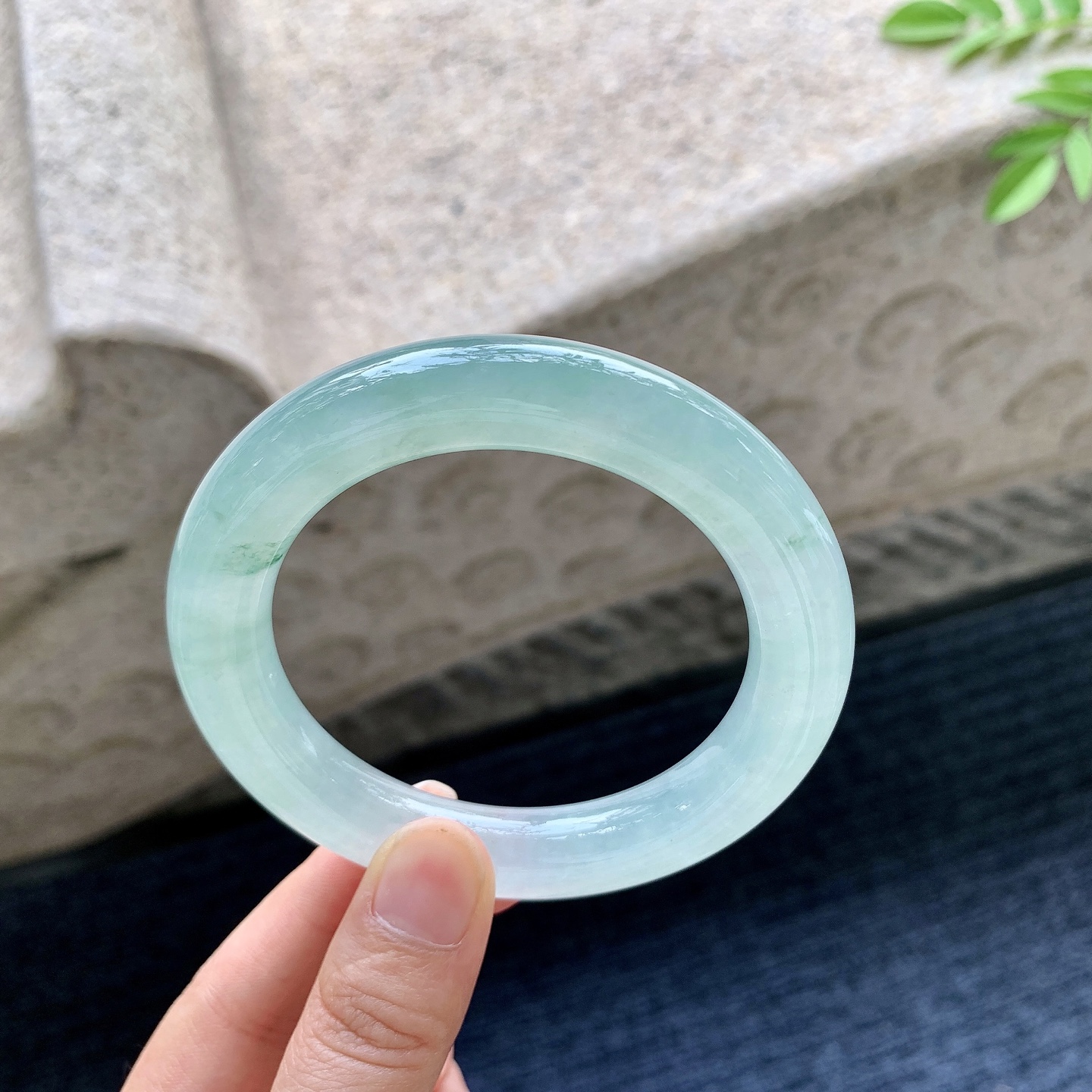 圆条56 57 圈口57/11.6/11.6 编码AF091942 冰糯晴绿，水润，种老，细腻，无裂