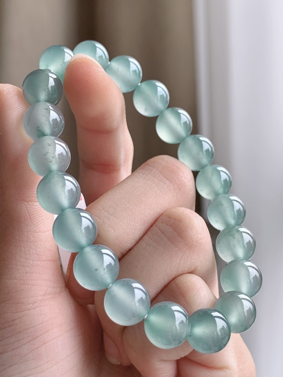 【珠子】冰种晴绿手链圆珠子手链 【说明】性比高 【尺寸】10mm 【重量】33.4克