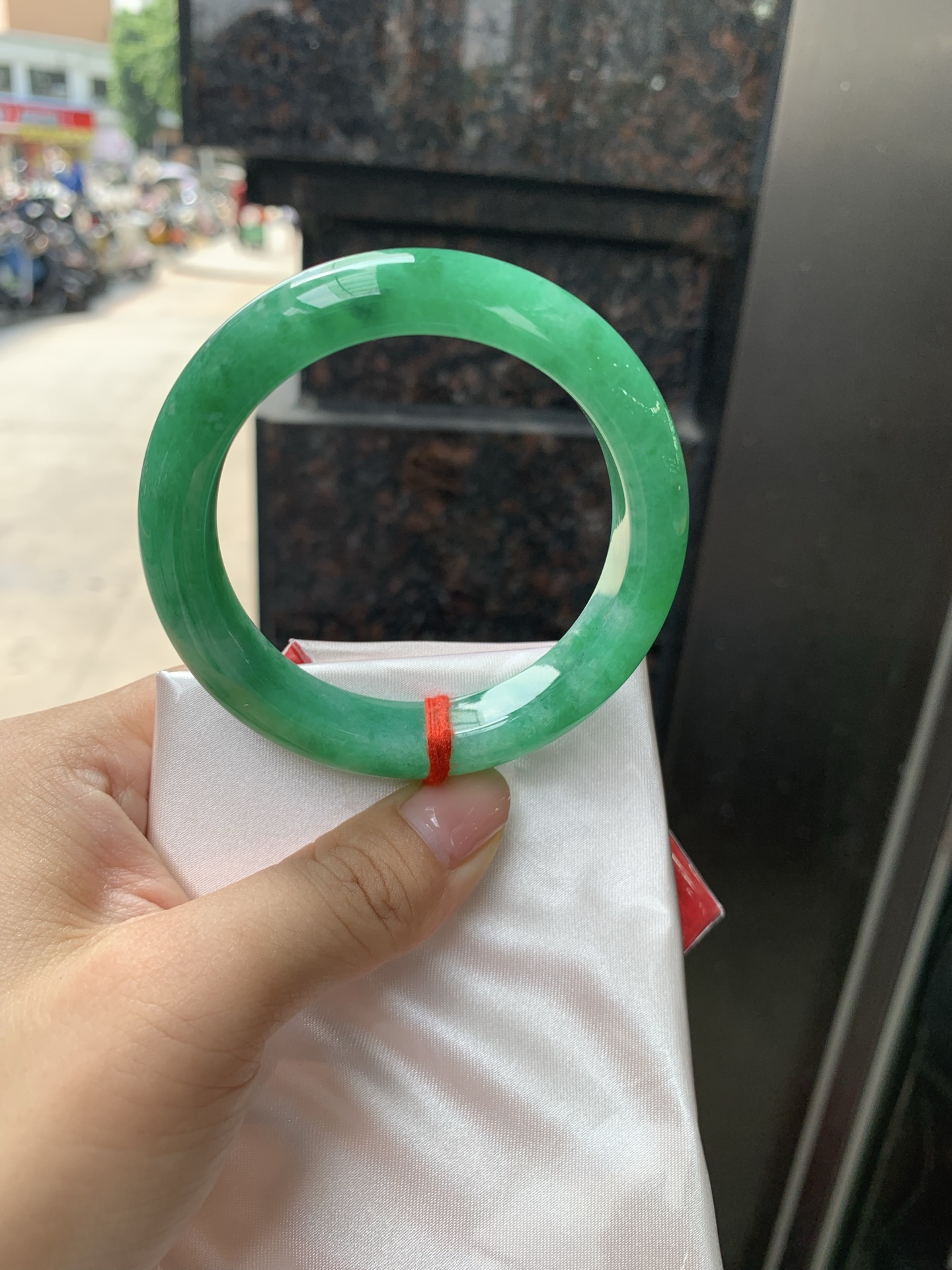 满绿正圈 53.5-11.9-9 0918-N1602 有裂微扣