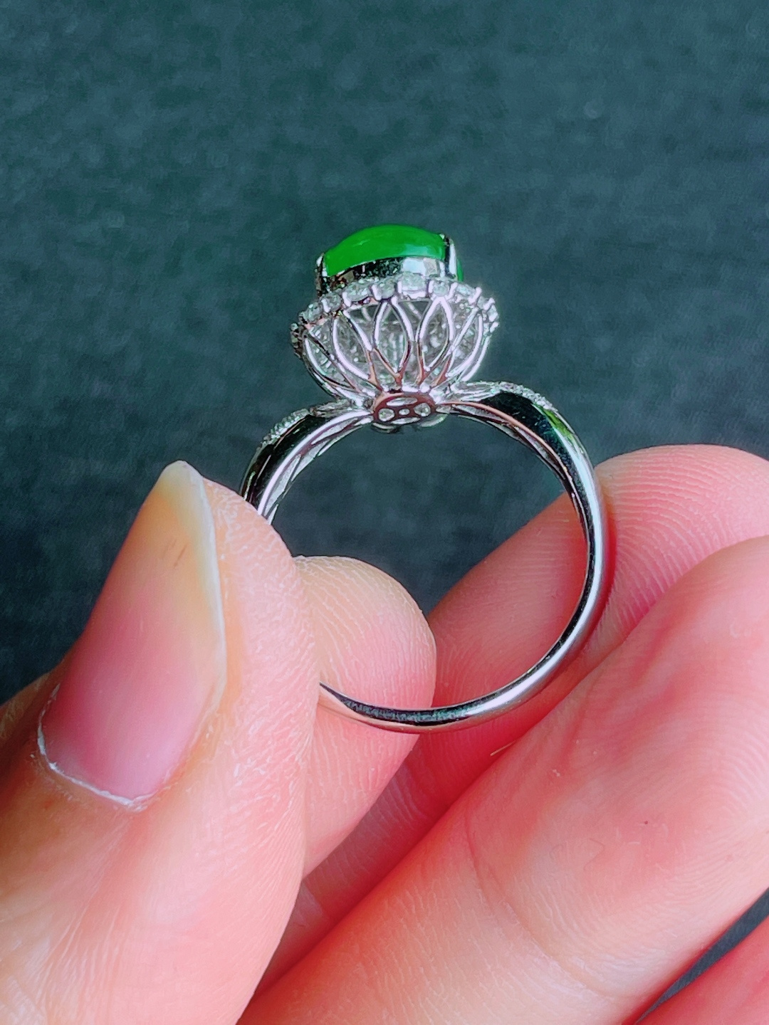 ️冰种绿葫芦戒指 晶莹剔透，新颖时尚，无裂，0.5-8-3