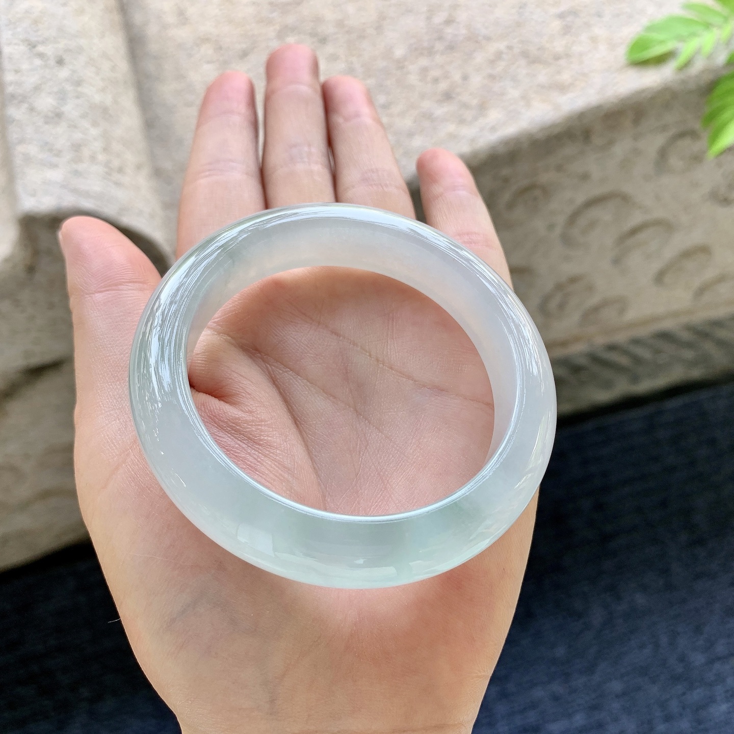 正圈53 54 圈口54.2/12.5/9 编码BA090618 冰糯晴底，水润，种老，细腻，无裂