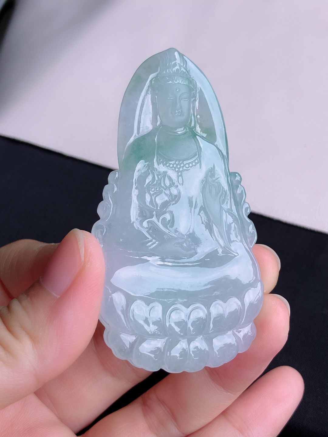️，冰种飘花观音，晶莹剔透，尺寸74/40.2/6/自然光实拍