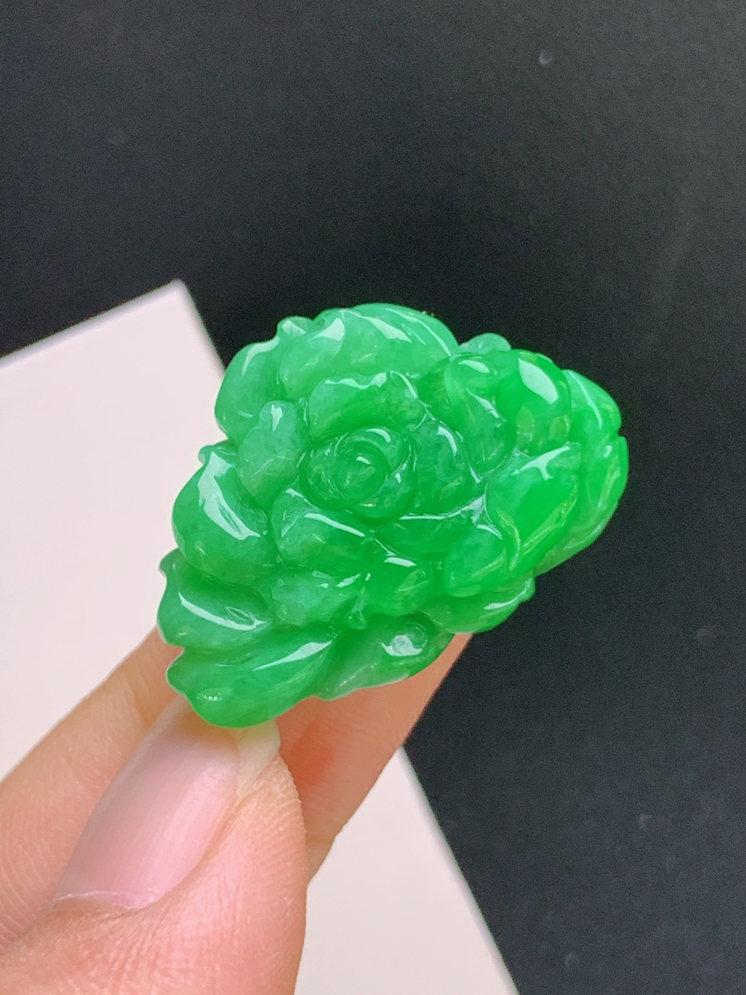 ️ 正阳绿牡丹花，色艳饱满，层次丰富，富贵荣华 裸石20.2-27.5-5.5 47