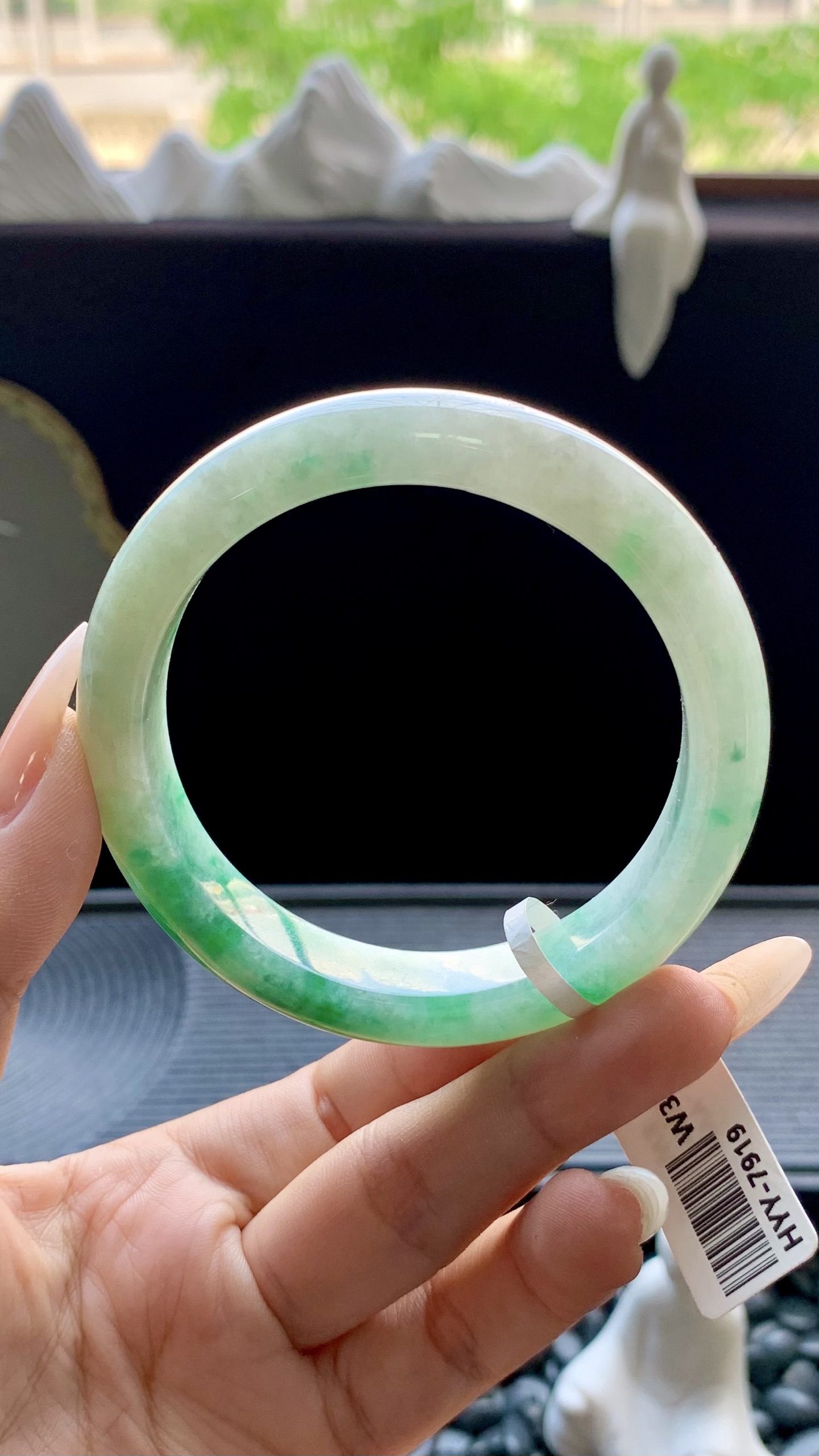 飘绿正圈手镯成品 HYY-7919 尺寸：56-12-9