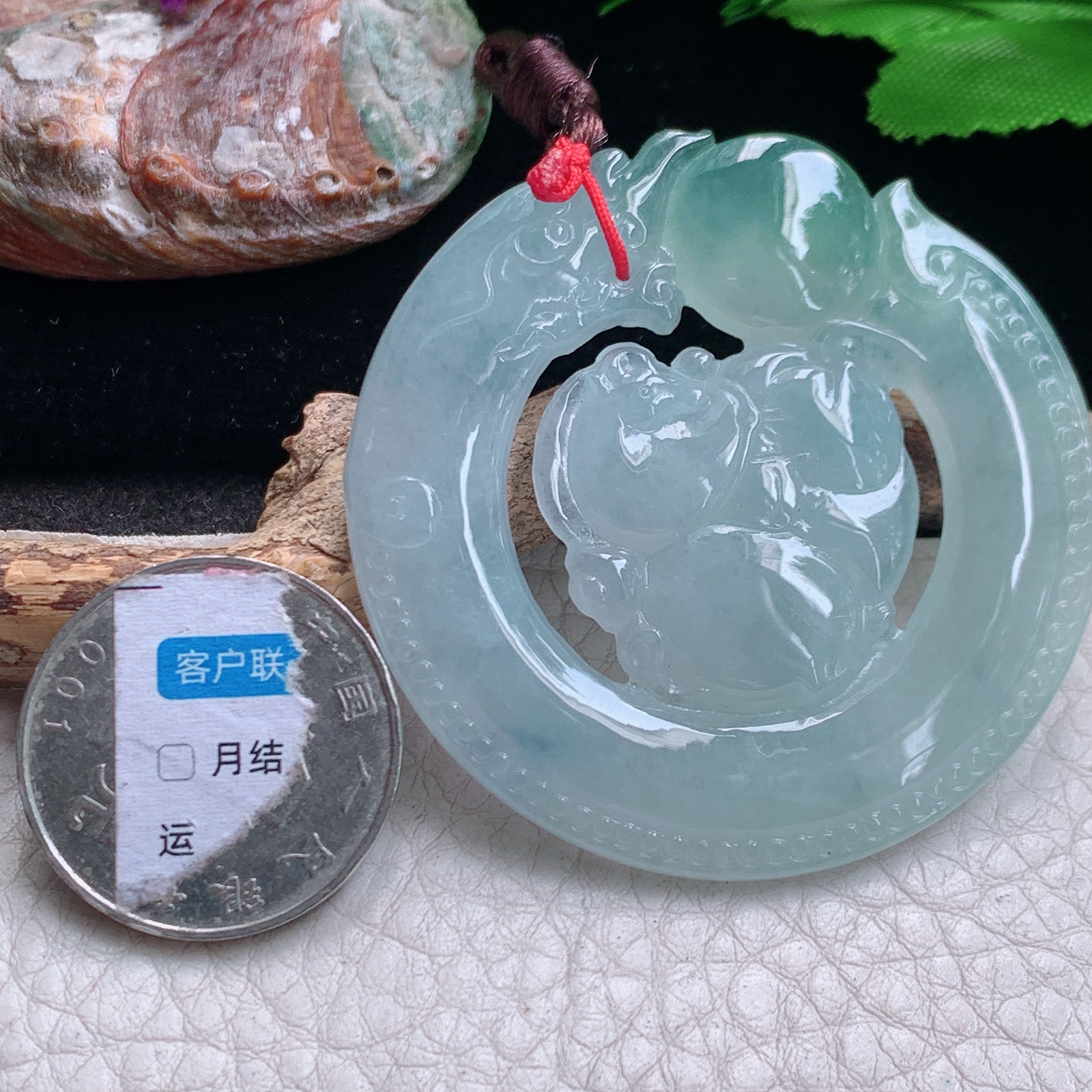 bg实拍52*5.7缅甸翡翠a货冰透灵猴献寿吊坠仿古双龙护主玉坠