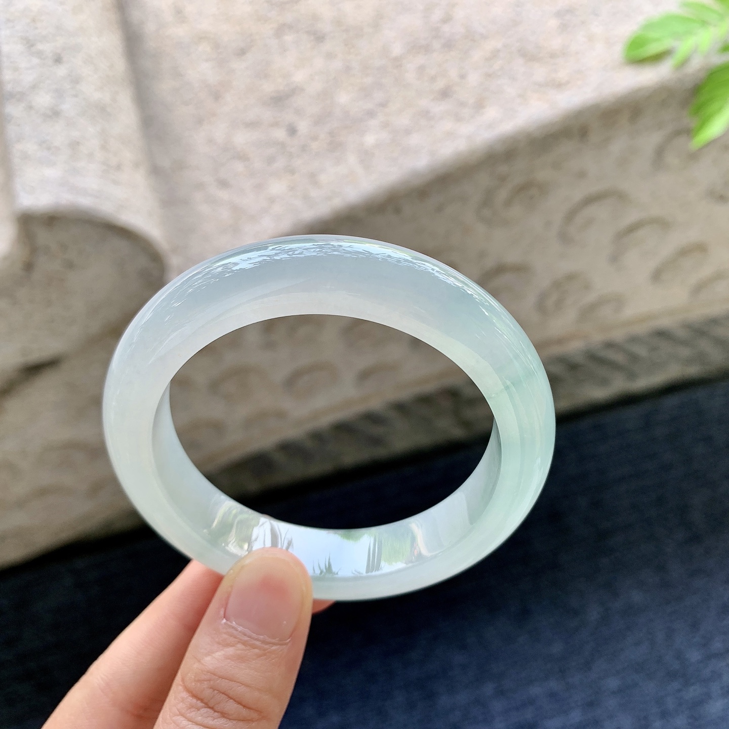 正圈53 54 圈口54.2/12.5/9 编码BA090618 冰糯晴底，水润，种老，细腻，无裂