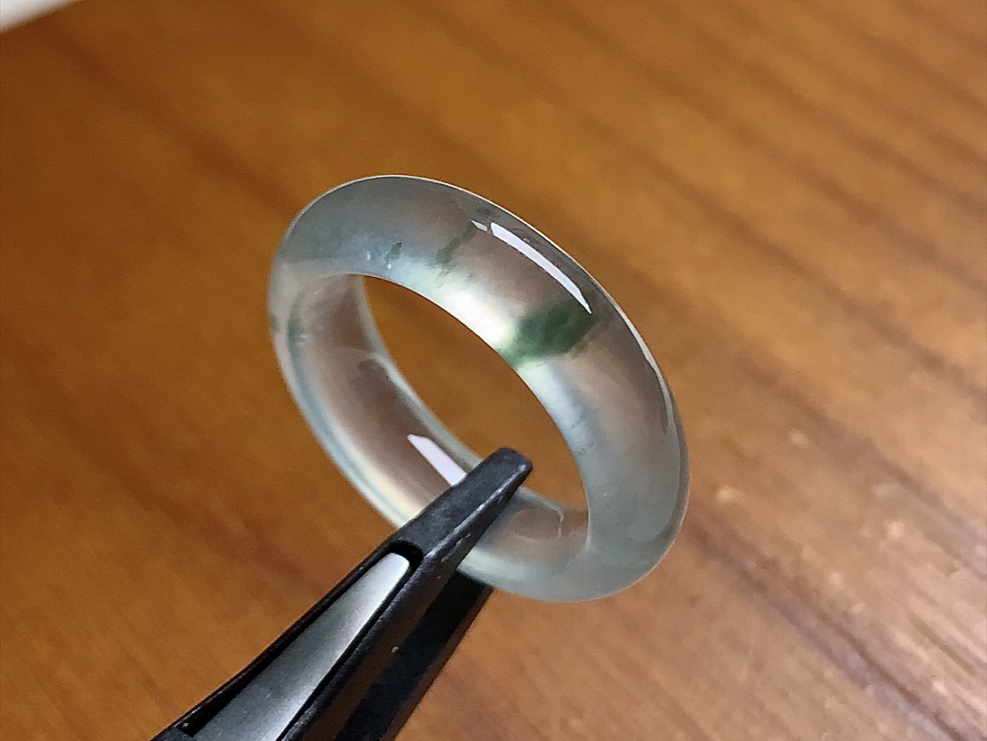 ️ 玻璃种飘花戒指 冰透感十足，飘花色泽漂亮，无裂尺寸23.7*5.7*4、圈口12