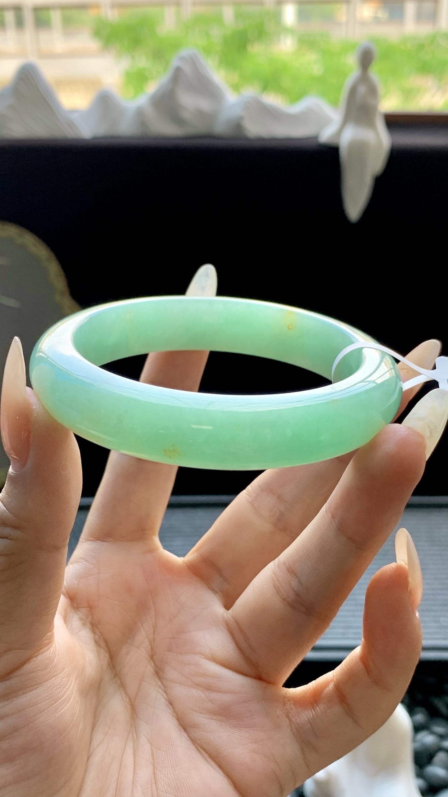 果绿洒金正圈手镯成品 HYY-5651 尺寸：57.5-13-9