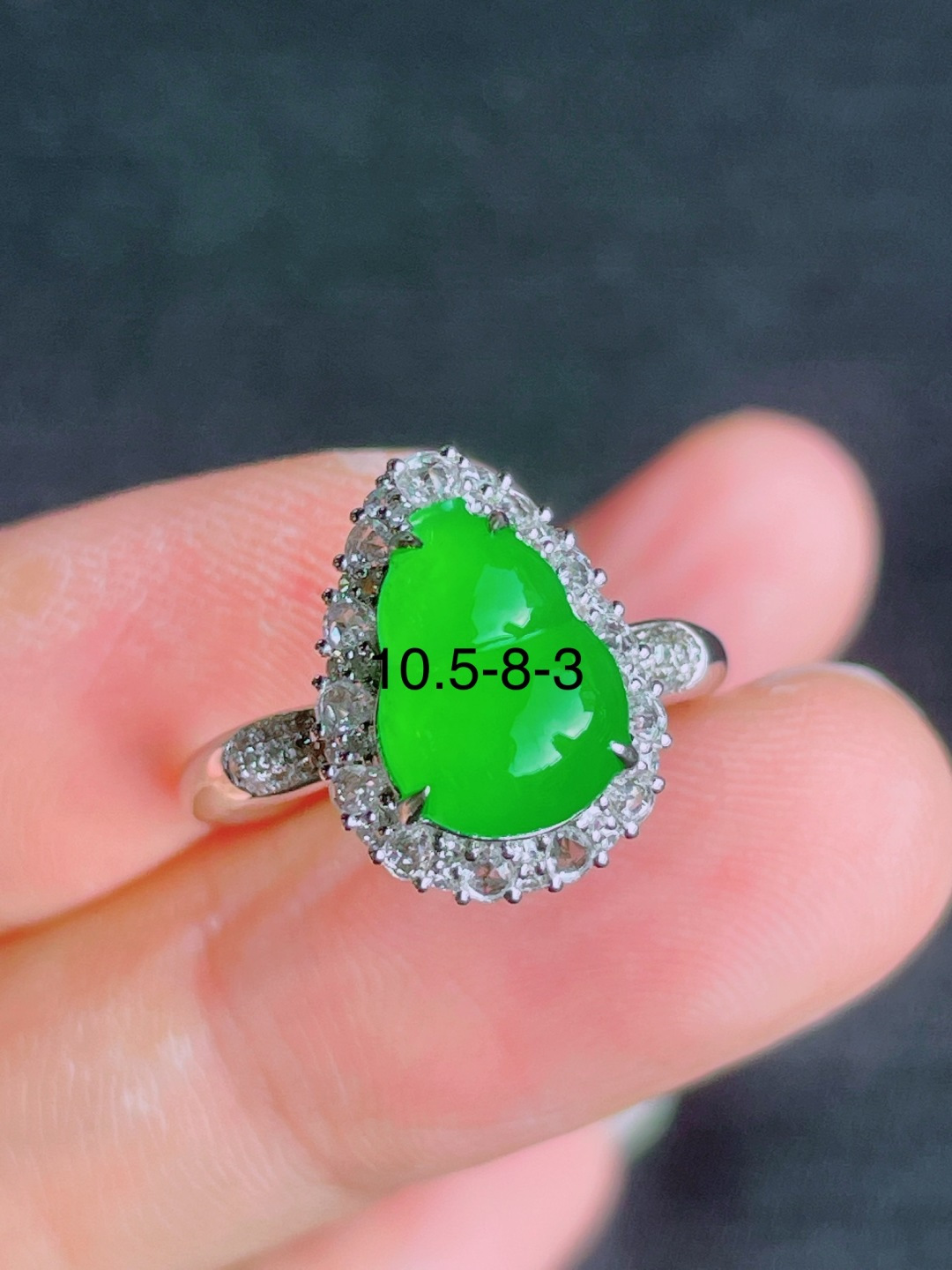 ️冰种绿葫芦戒指 晶莹剔透，新颖时尚，无裂，0.5-8-3