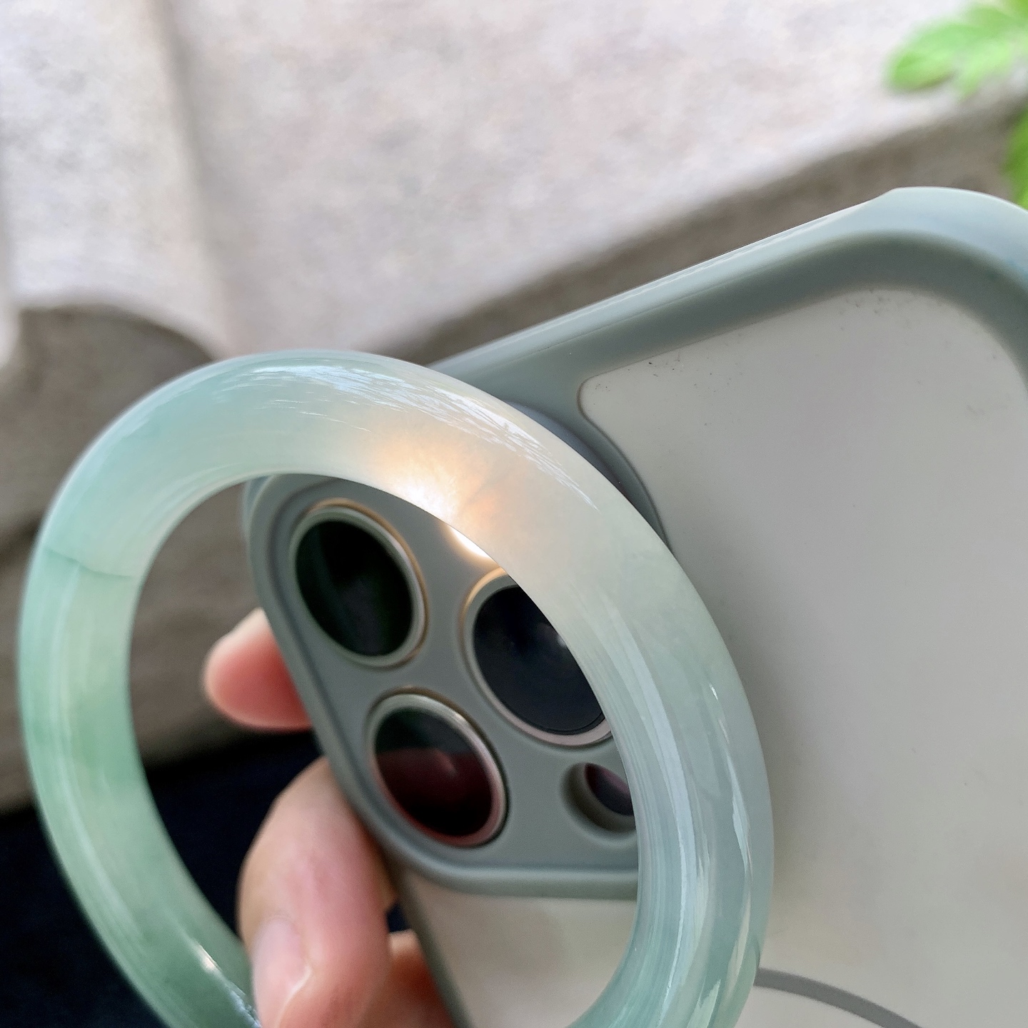 圆条52 53 圈口53.4/10/9.5 编码AD090613 冰糯晴绿，水润，种老，细腻，打灯有棉线