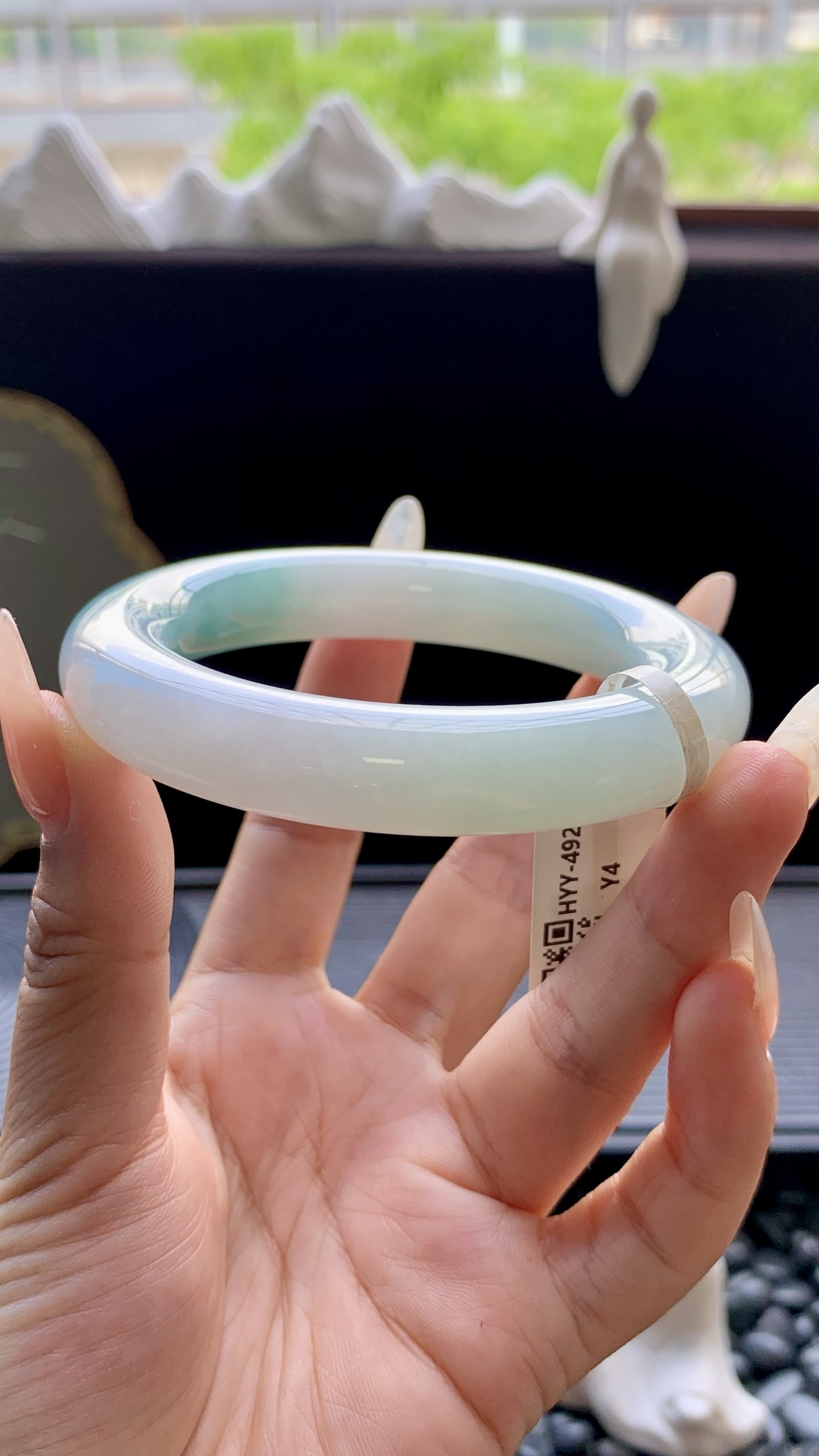 晴底飘花圆条手镯成品 HYY-4922 尺寸：54-12-12