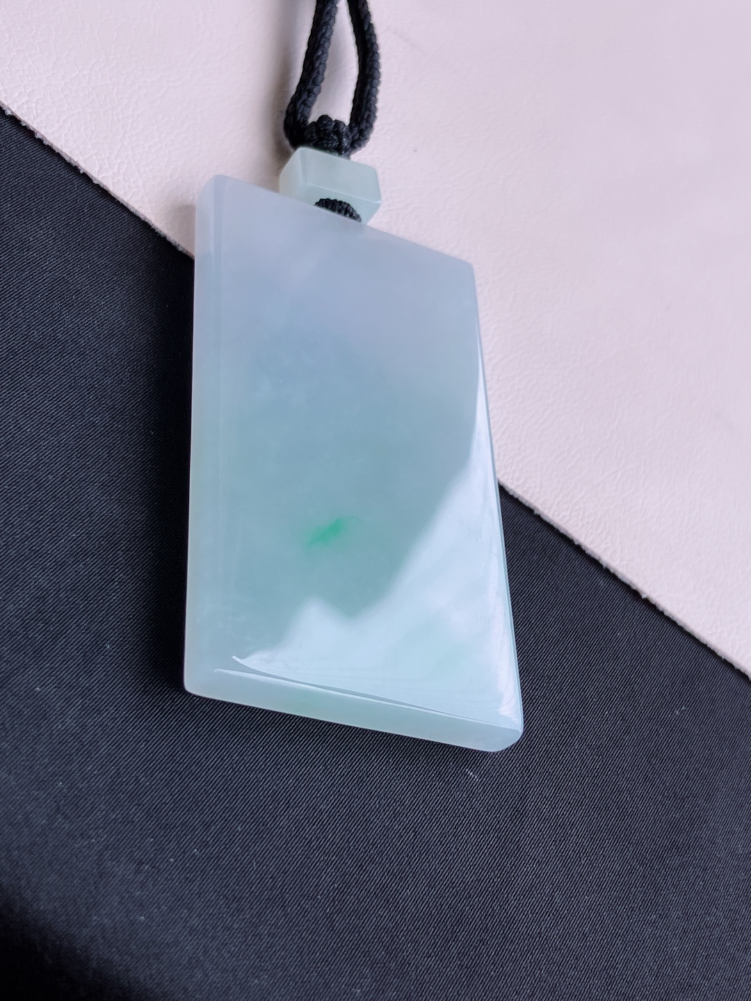 ️，冰种飘花平安牌，简约时尚，尺寸61.3/35/6/自然光实拍