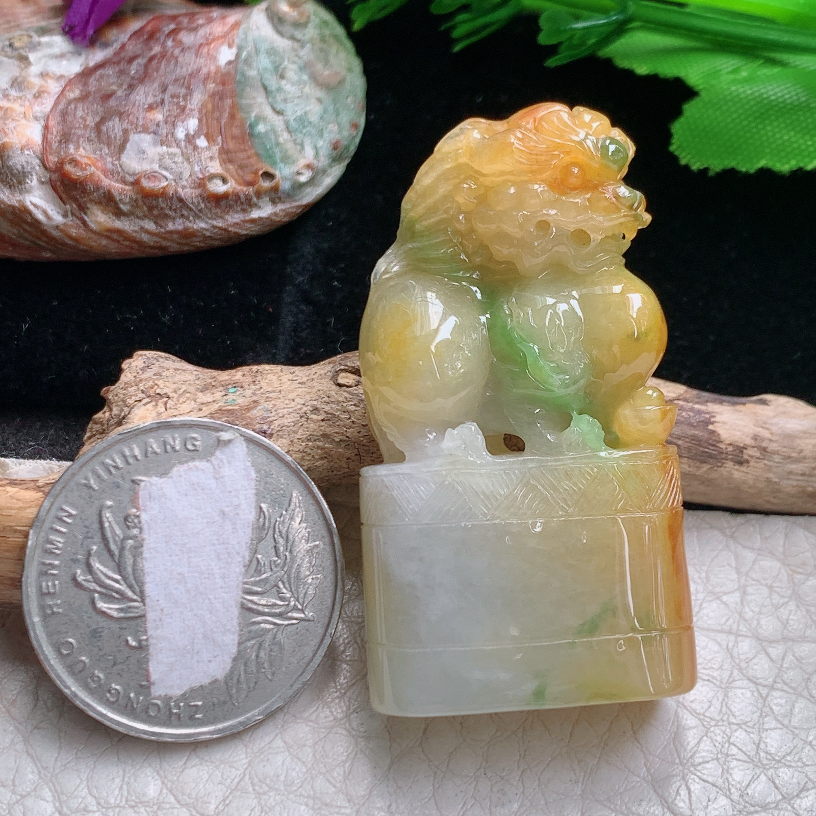 Xj实拍45.5*25*12.2缅甸翡翠三彩黄加绿事事如意印章