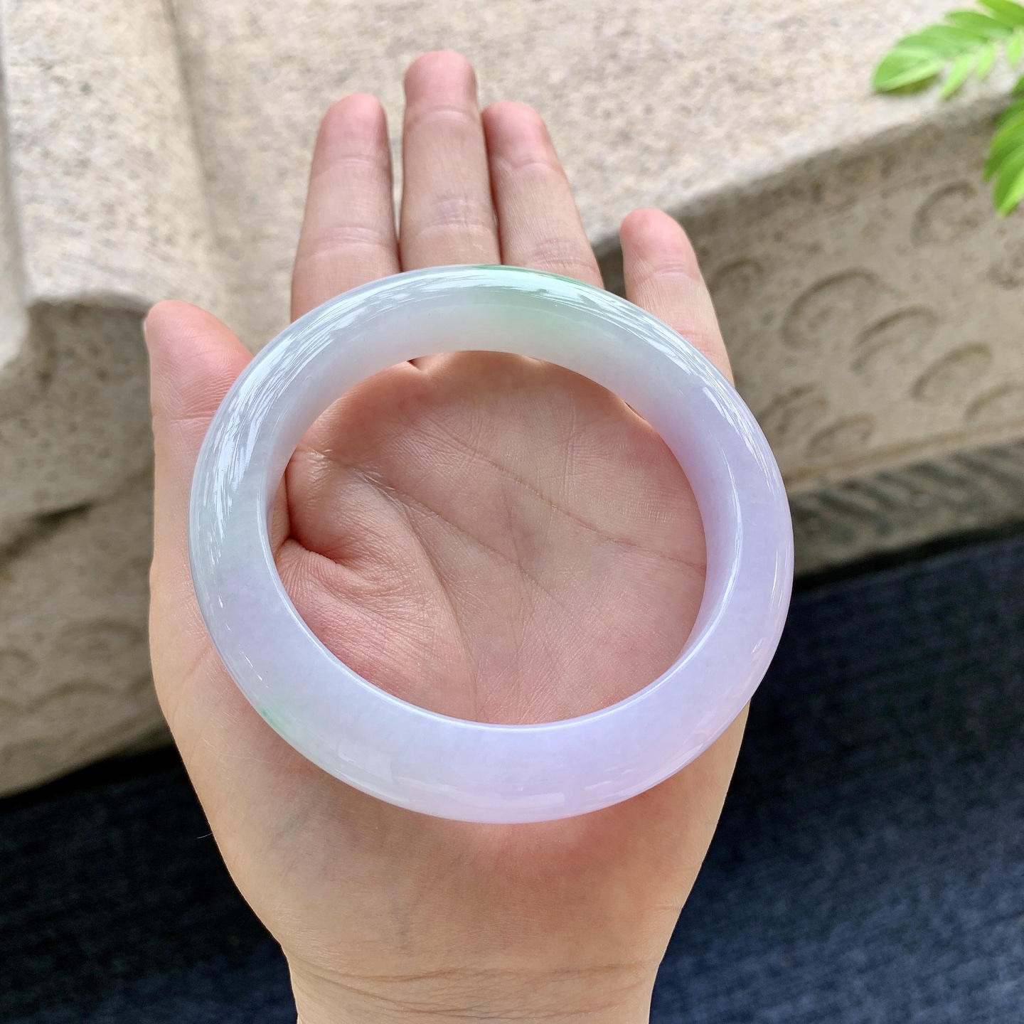 正圈59 60 圈口60.4/13/10.2 编码T1090605 春彩，水润，种老，细腻，无裂