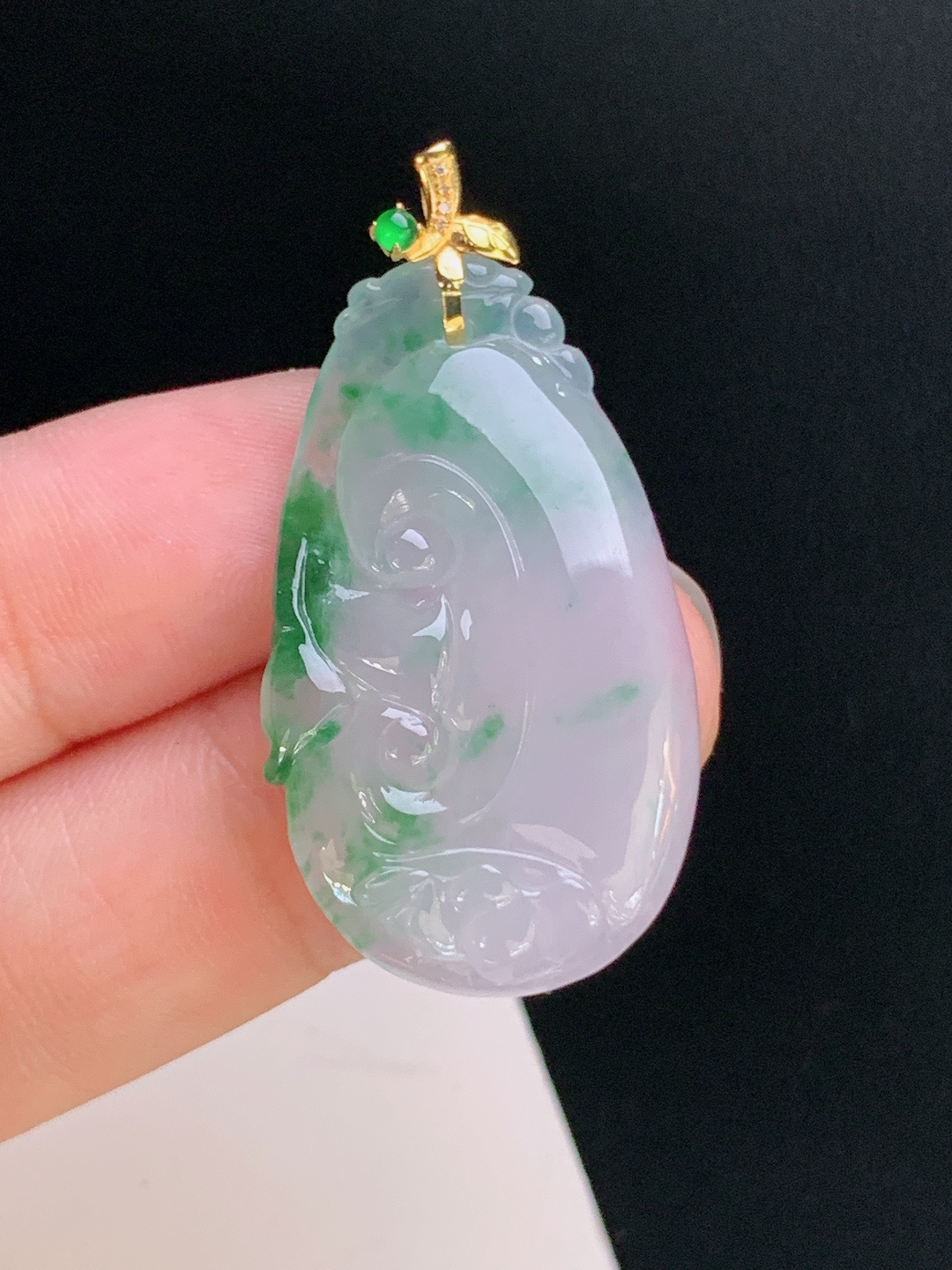 ️ 冰种飘花如意吊坠，饱满圆润，冰感十足，连中三元 裸石33.2-20.2-5.5 整体39.5 