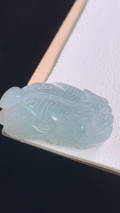 ️冰蓝貔貅，无裂 尺寸:32.2-16.3-12.9mm 15