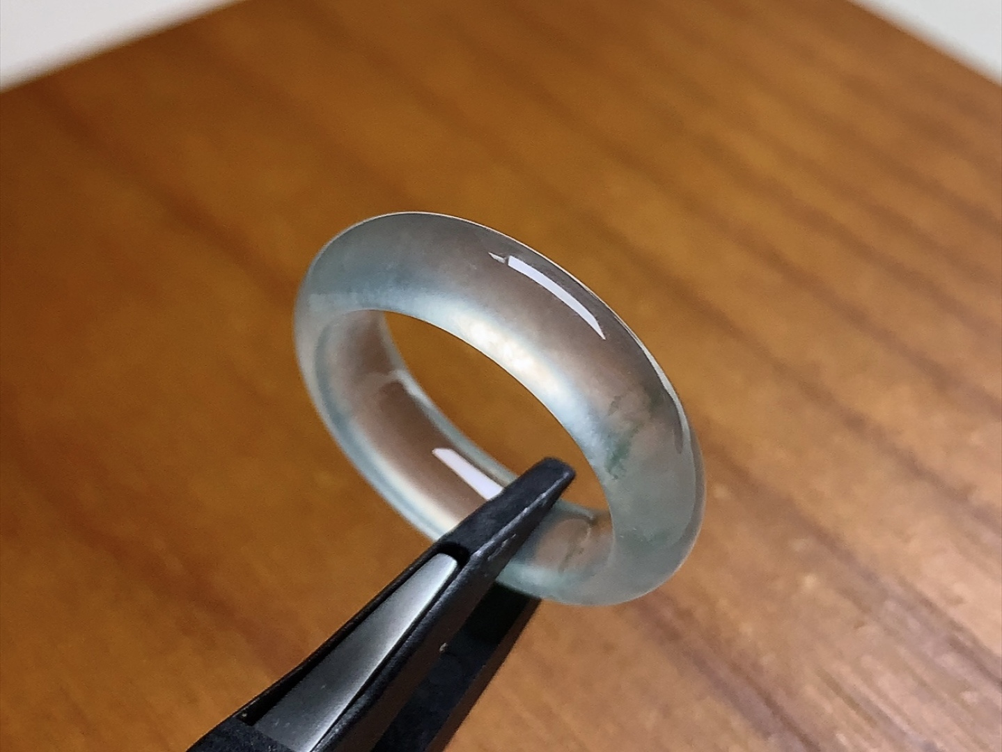 ️ 玻璃种飘花戒指 冰透感十足，飘花色泽漂亮，无裂尺寸23.7*5.7*4、圈口12