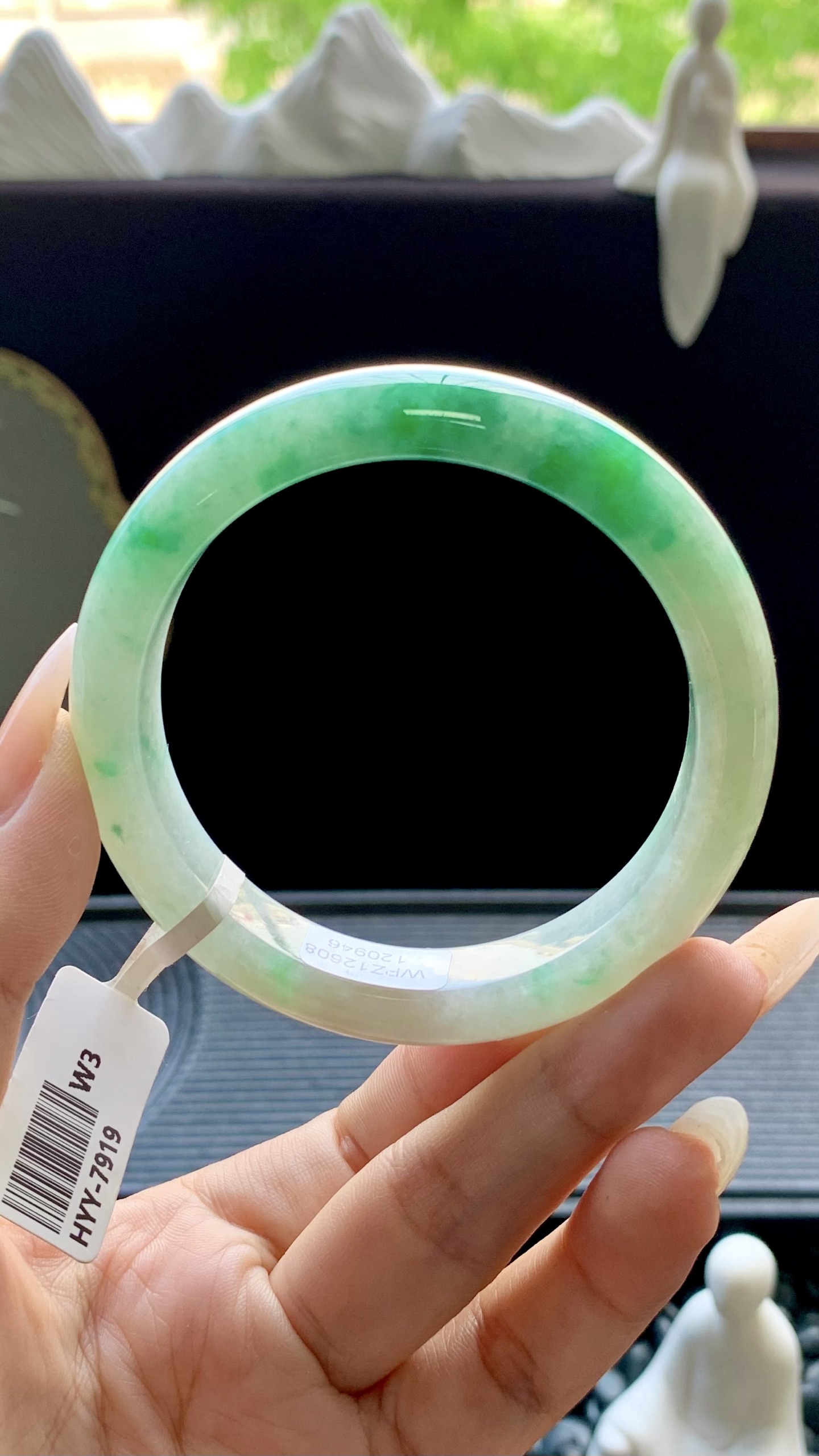 飘绿正圈手镯成品 HYY-7919 尺寸：56-12-9
