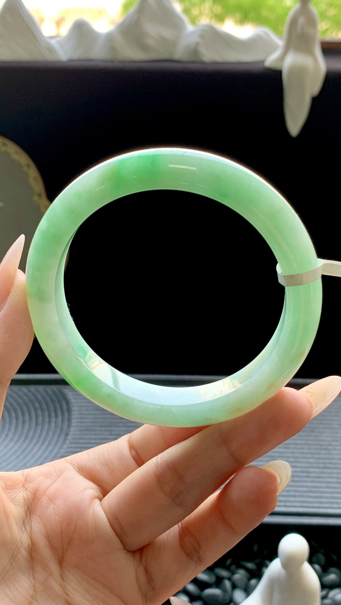 飘绿正圈手镯成品 HYY-6572 尺寸：57-11-9