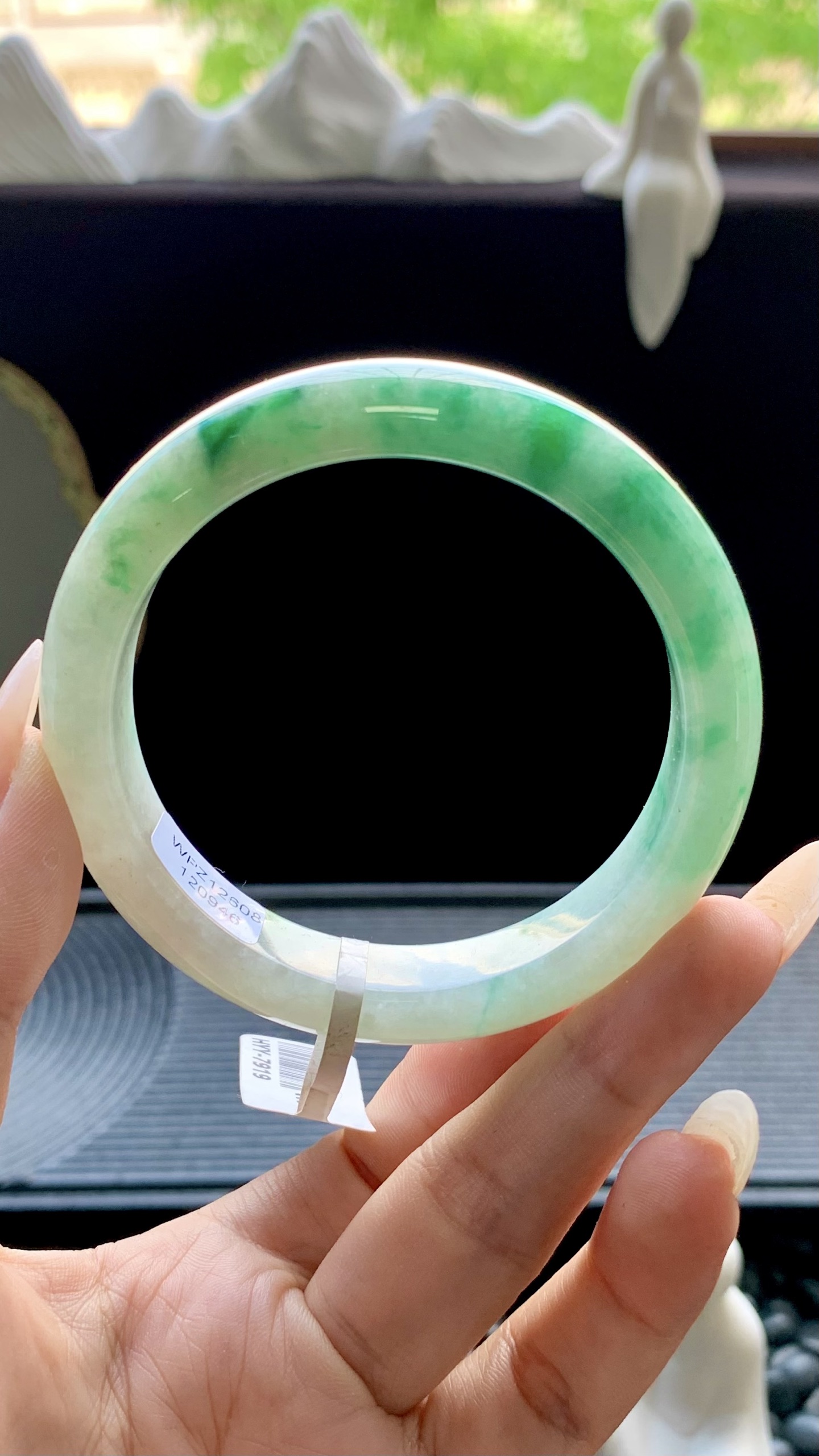 飘绿正圈手镯成品 HYY-7919 尺寸：56-12-9