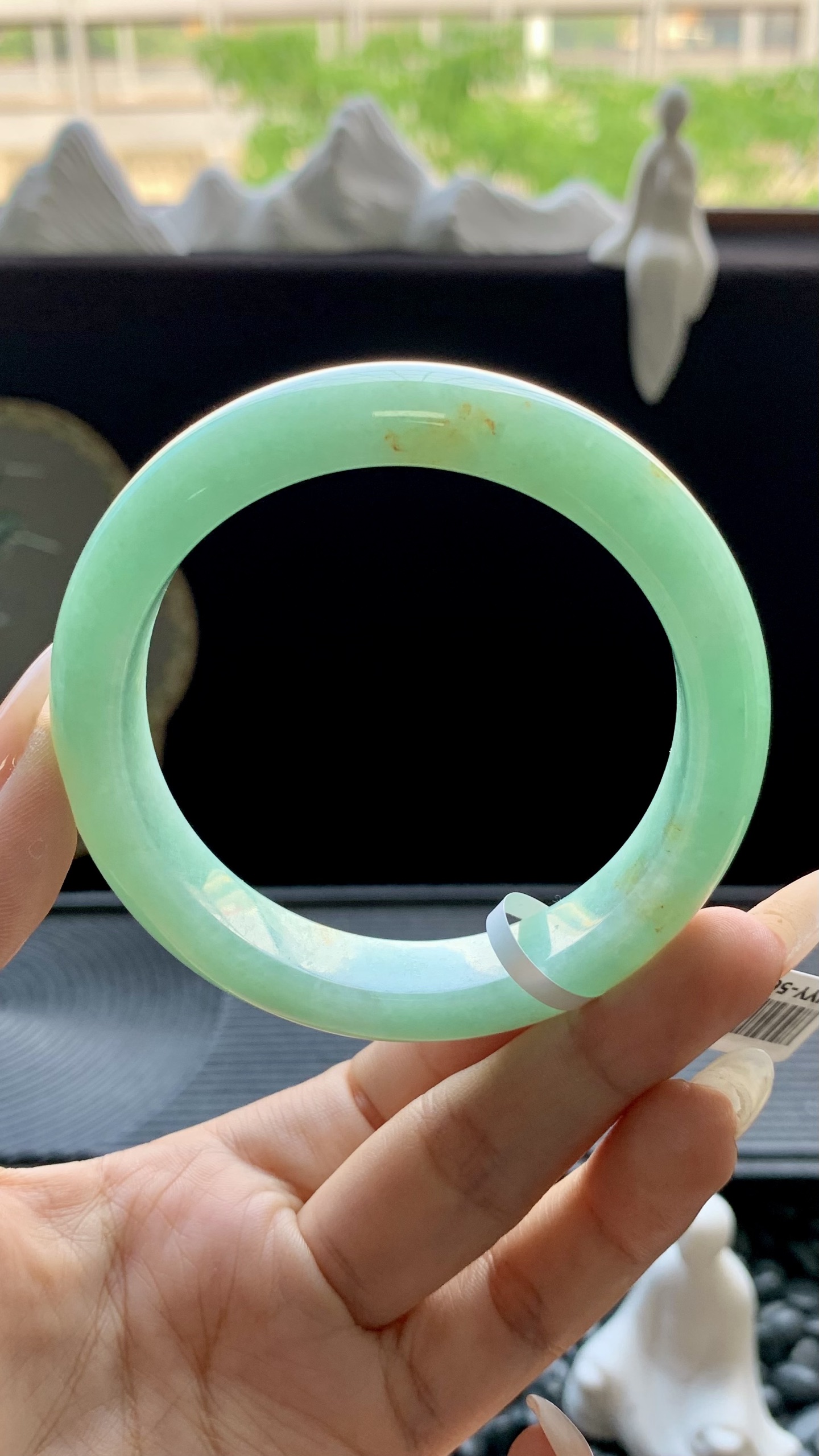 果绿洒金正圈手镯成品 HYY-5651 尺寸：57.5-13-9