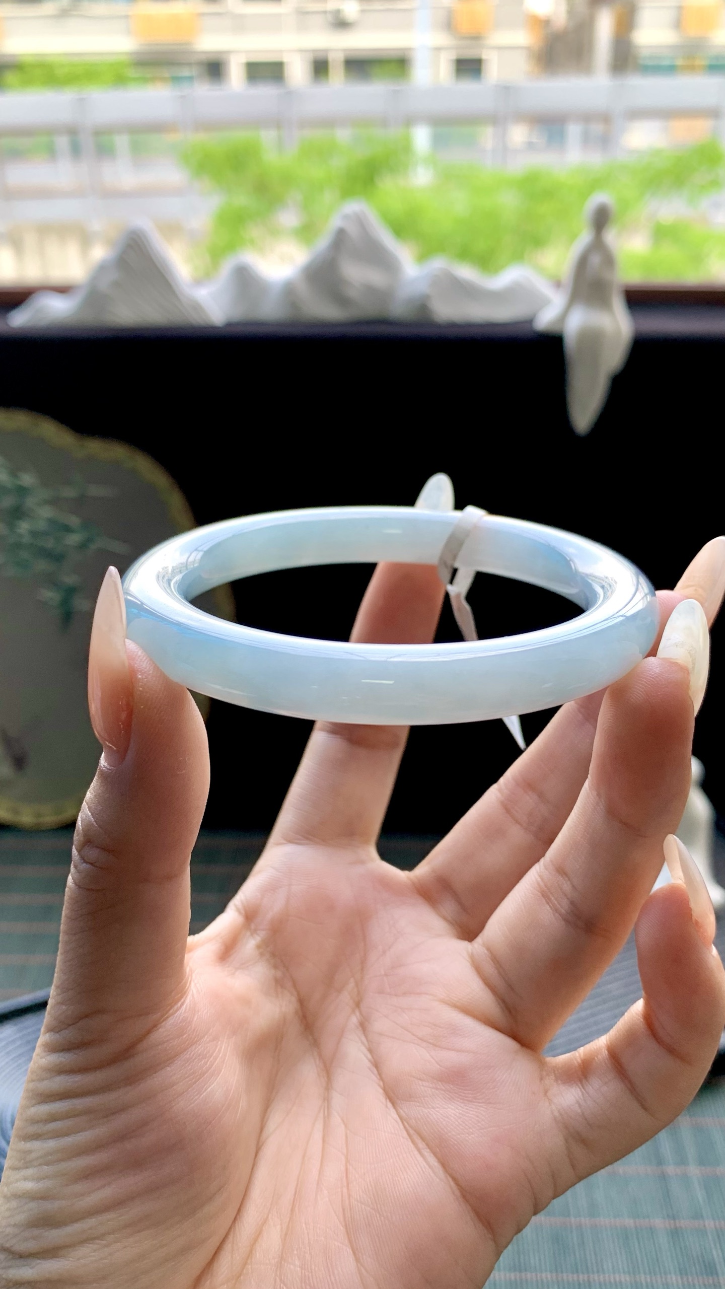 晴底飘黄翡圆条手镯成品 HYY-8684 尺寸：59-9.5-10