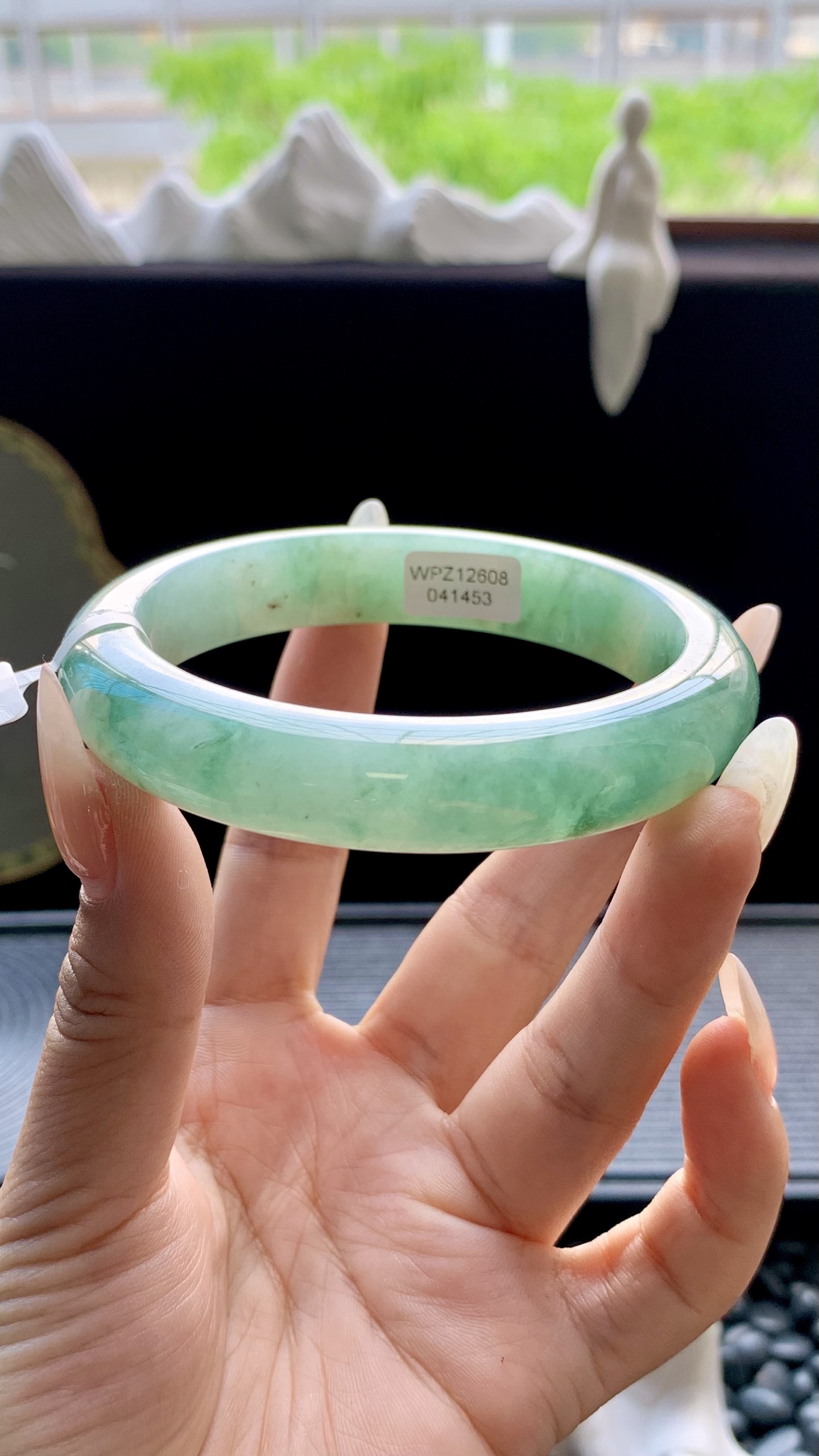 湖水绿飘花正圈手镯成品 HY-6694 尺寸：61-13-9
