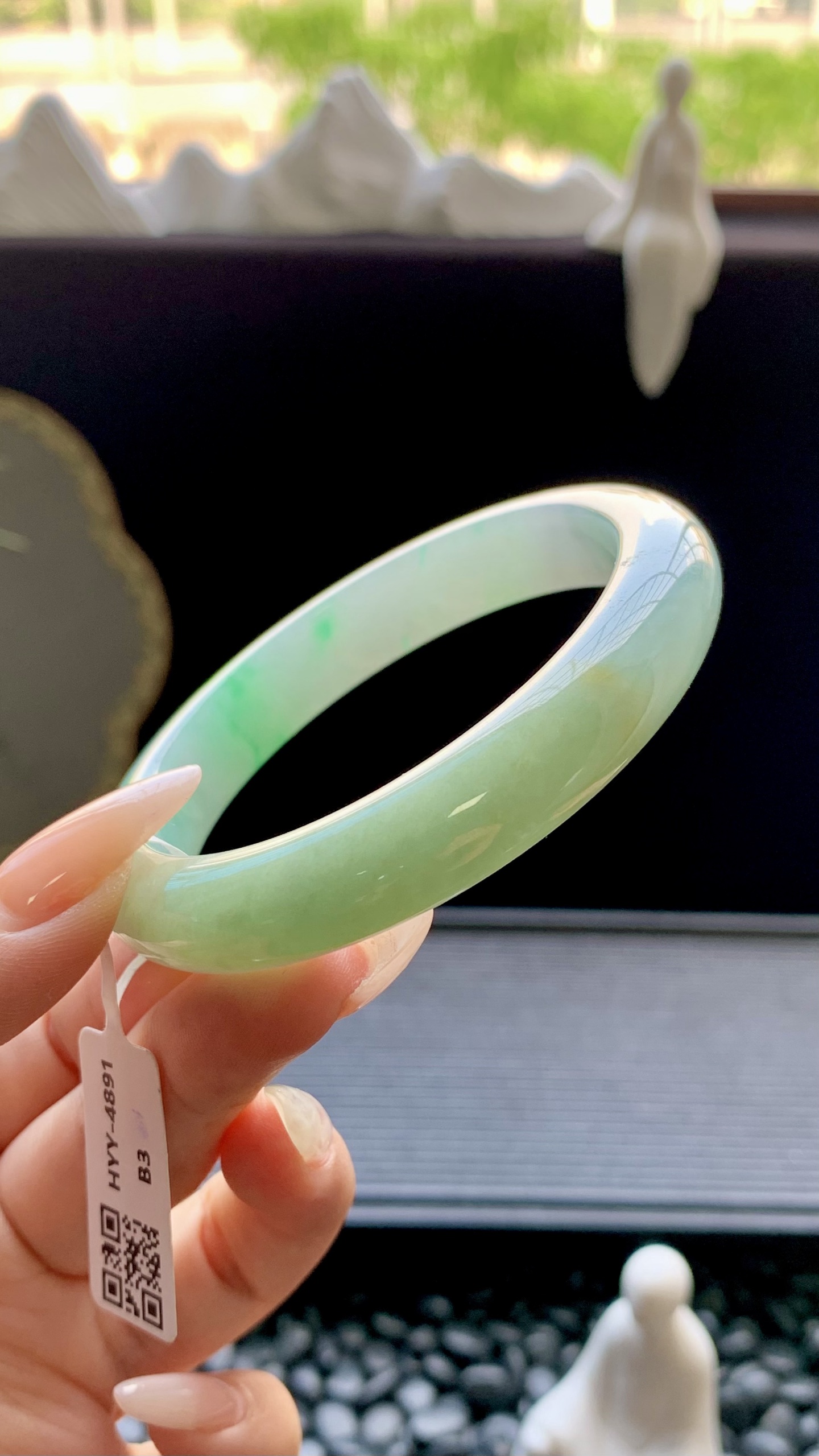 黄加绿正圈手镯成品 HYY-4891 尺寸：57-12-8.5